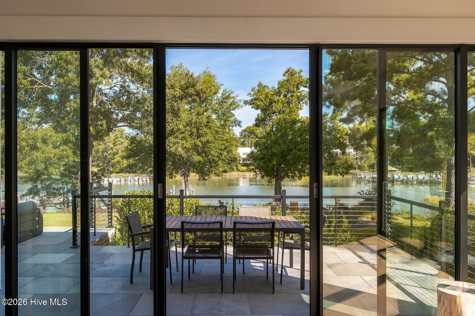 4302 Lauralis Bluff Court