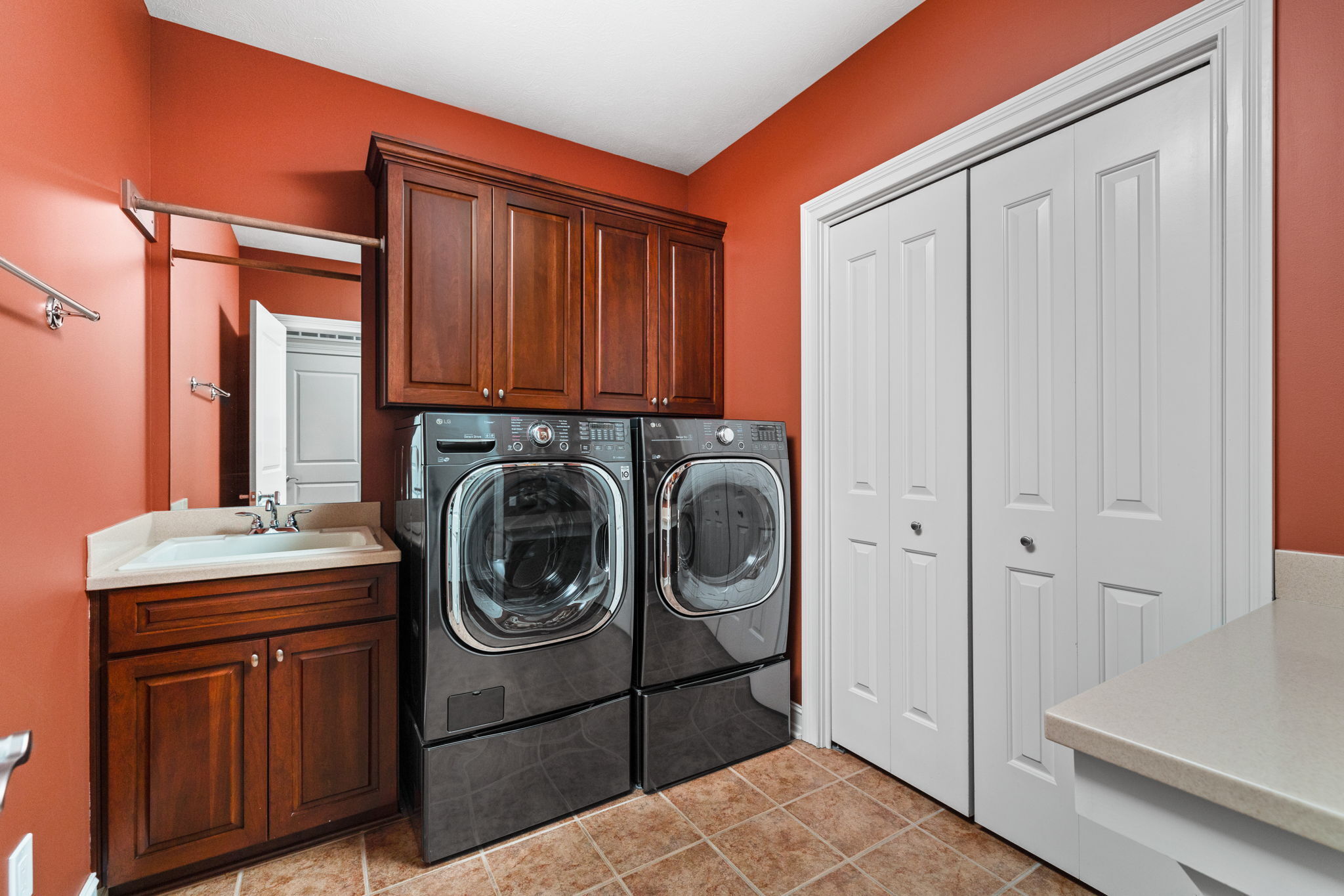 435 Virginia Avenue Unit: UNIT 600