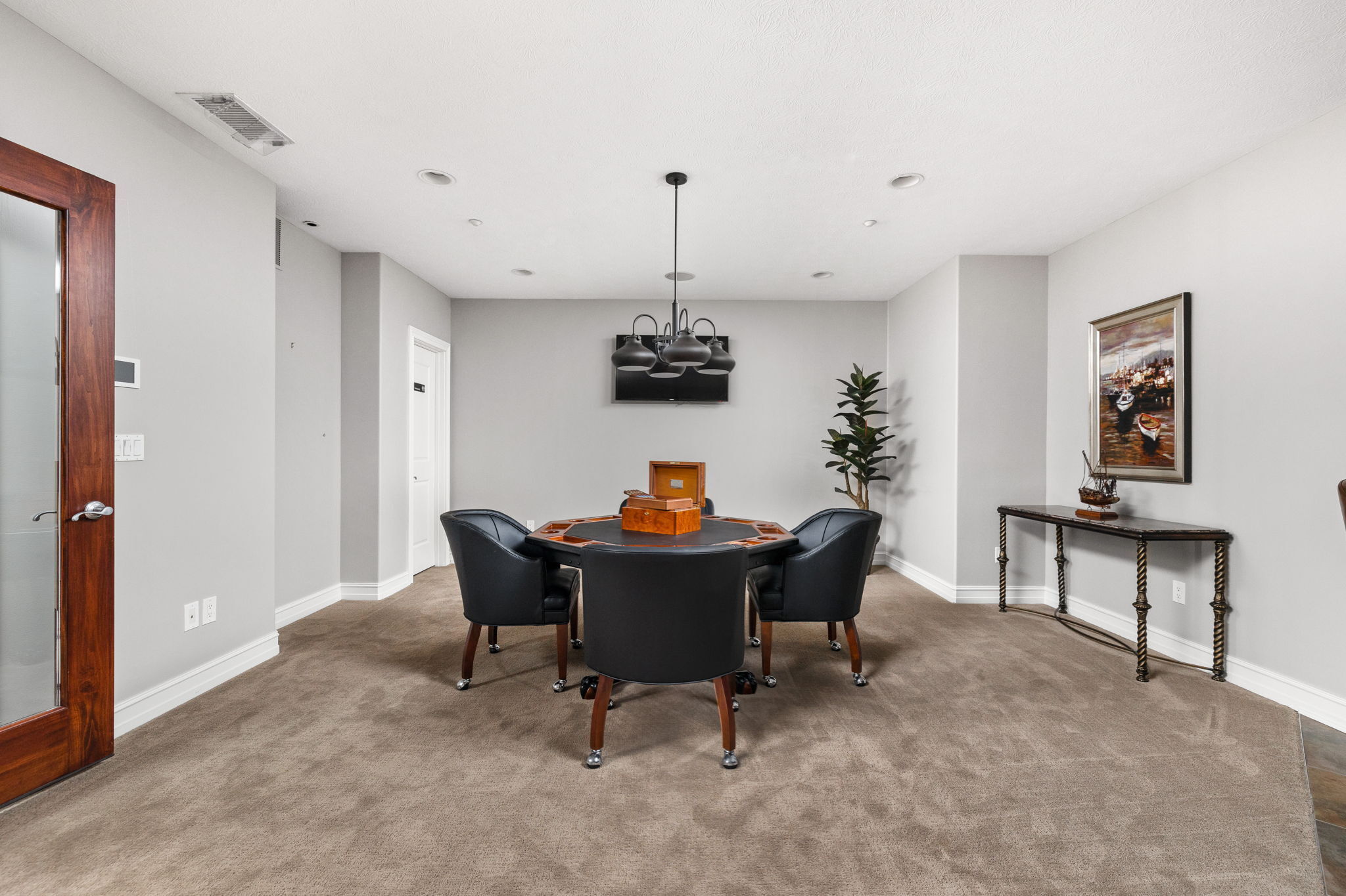 435 Virginia Avenue Unit: UNIT 600