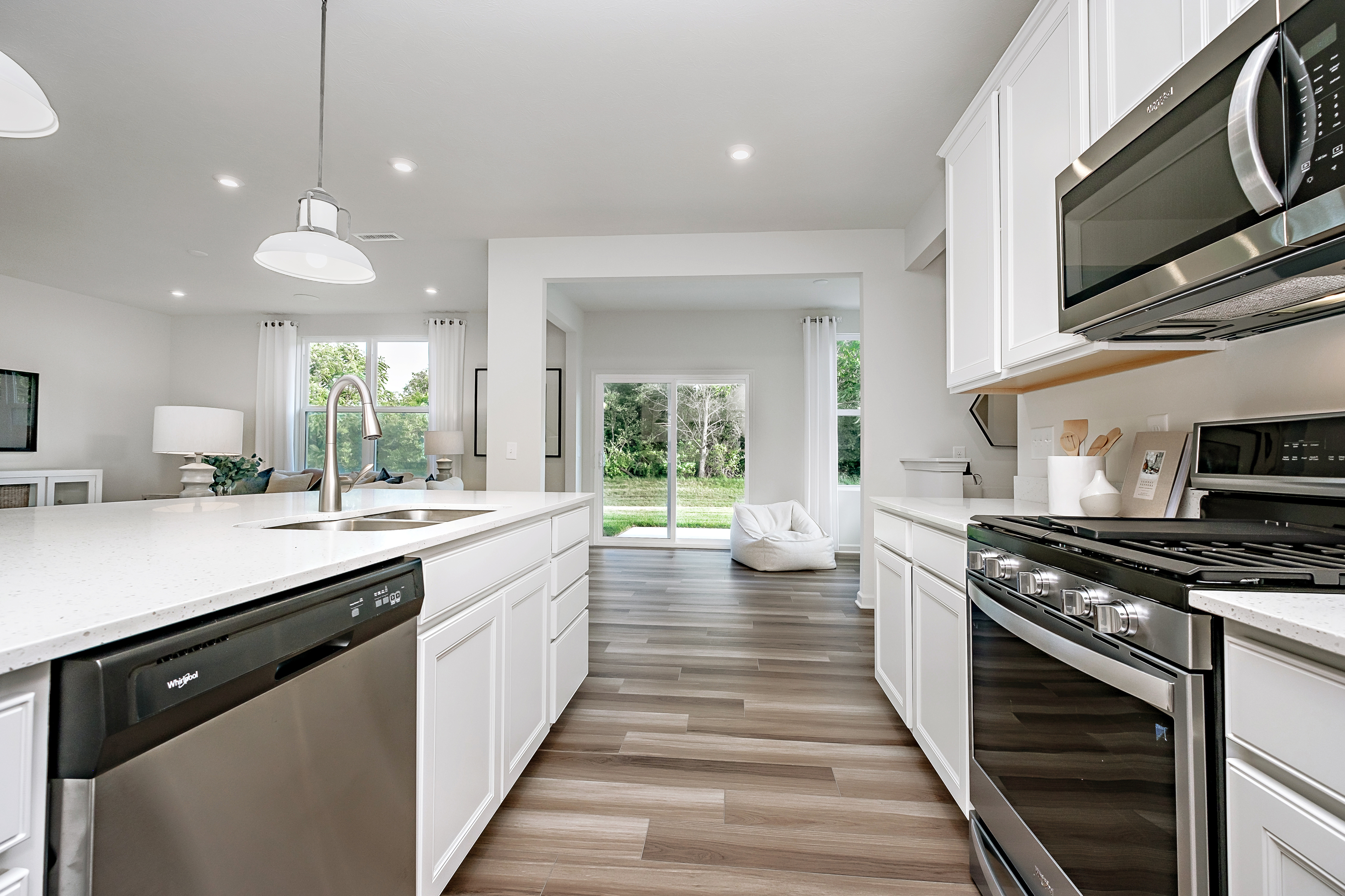 6921 Hornbeam Circle