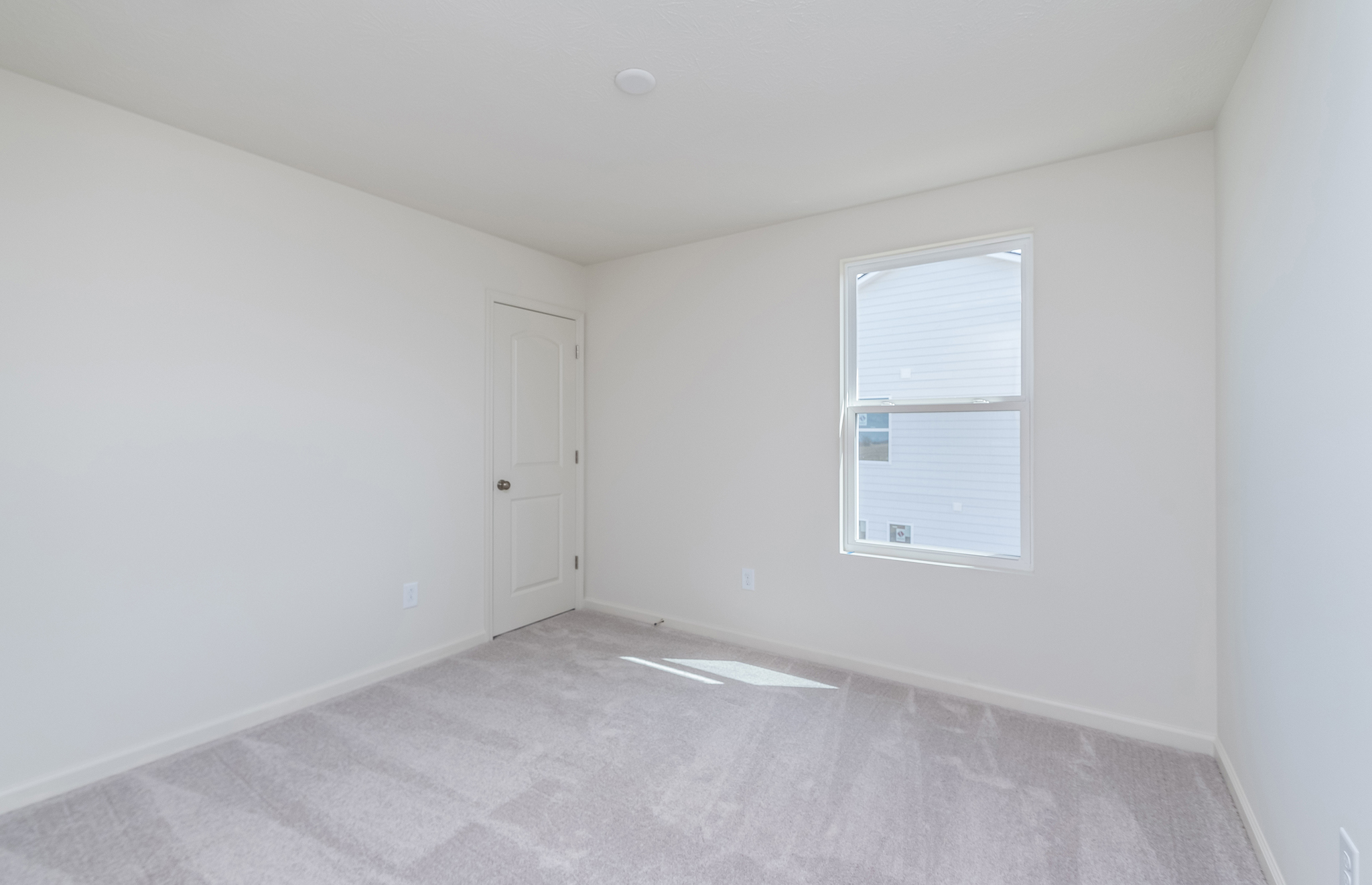 6921 Hornbeam Circle