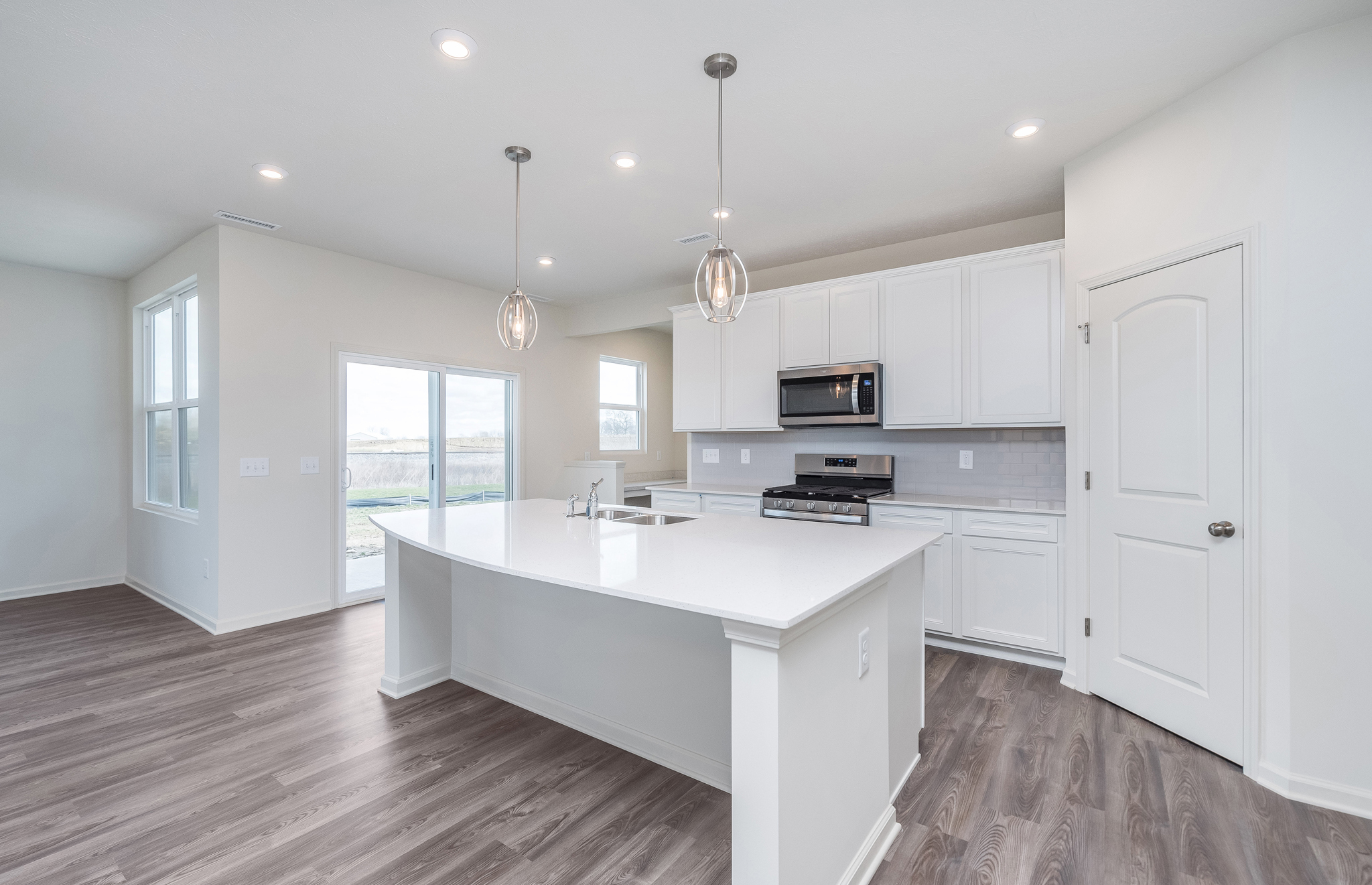 6921 Hornbeam Circle