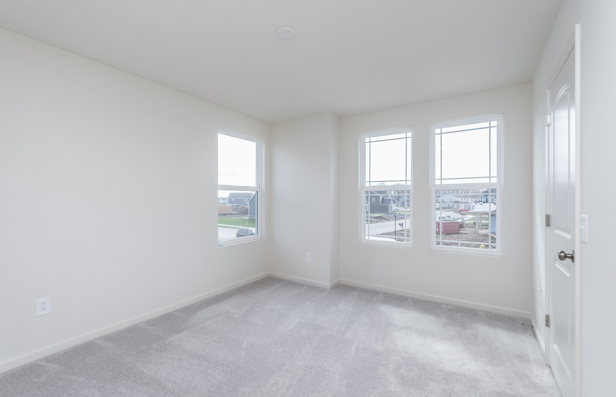 6921 Hornbeam Circle