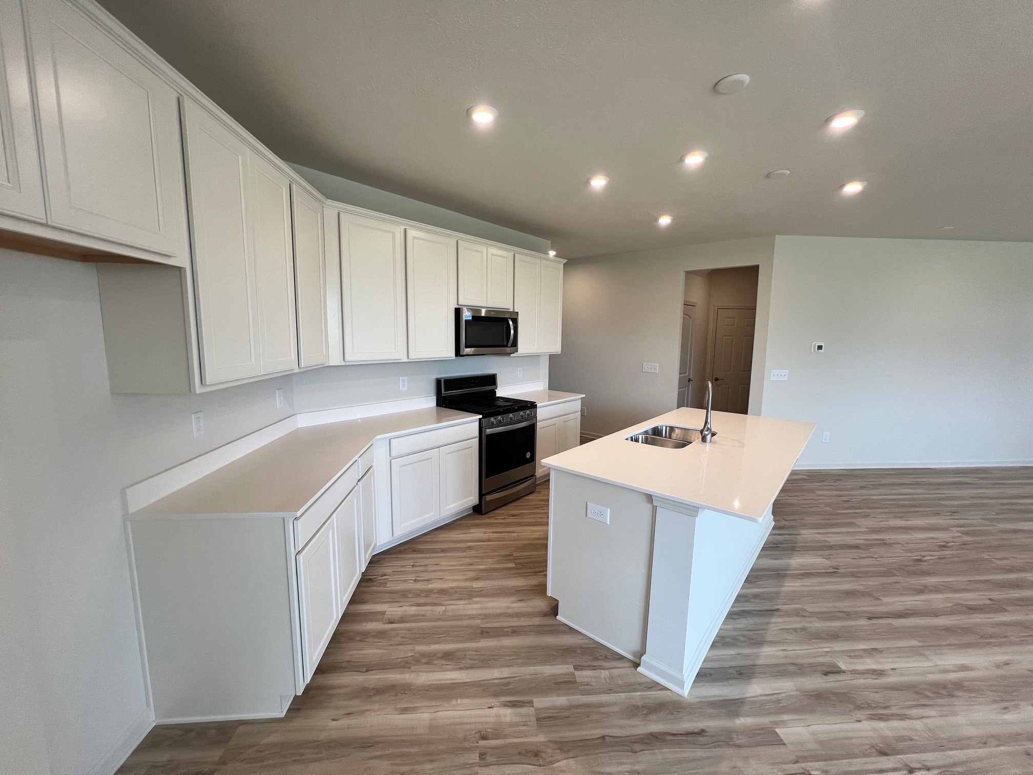 6889 Sable Point Drive