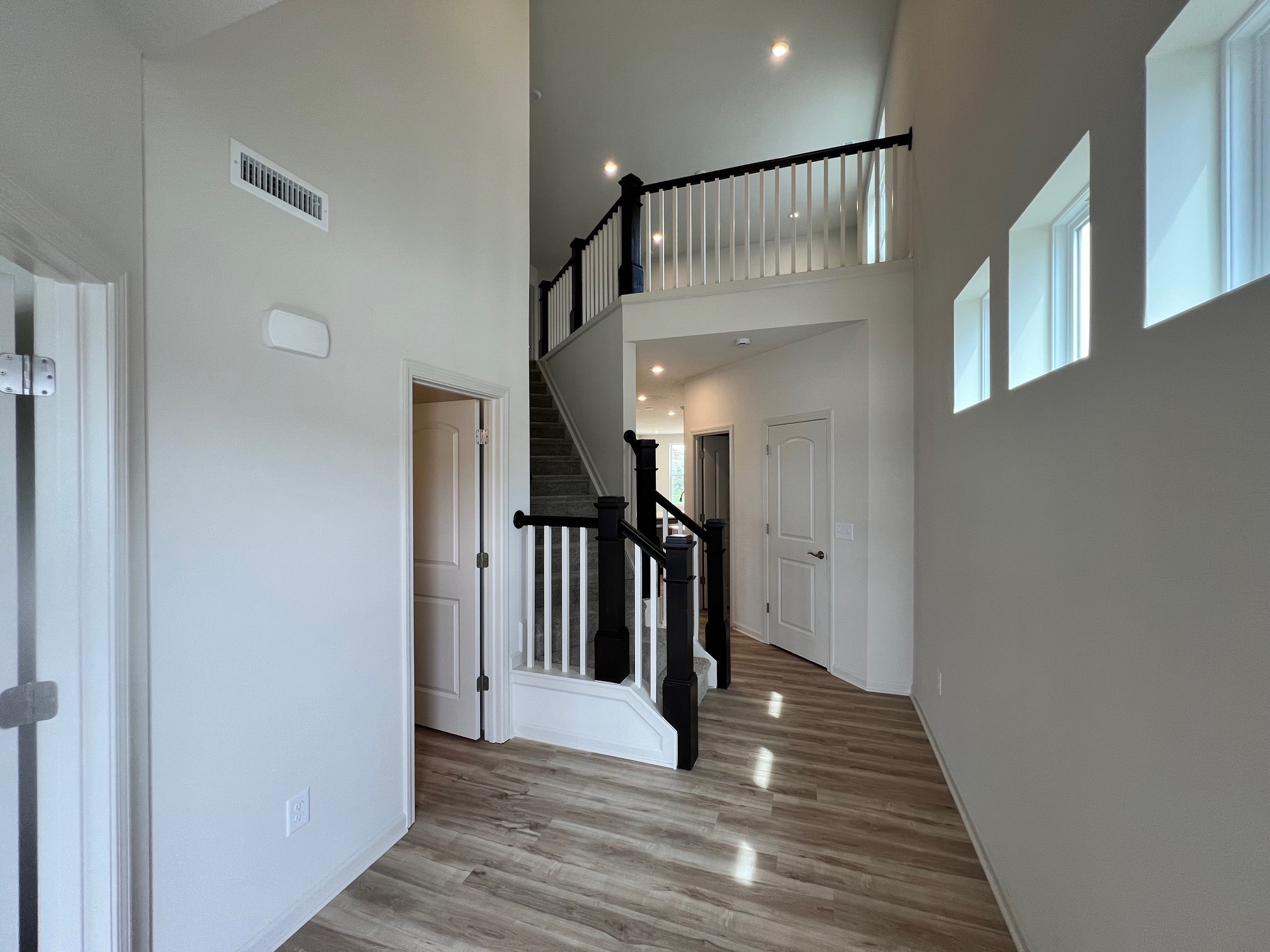 6889 Sable Point Drive