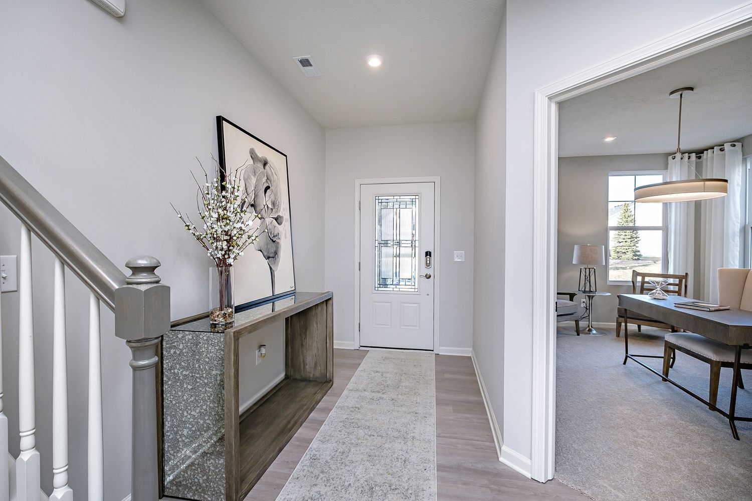 6606 Ambassador Drive