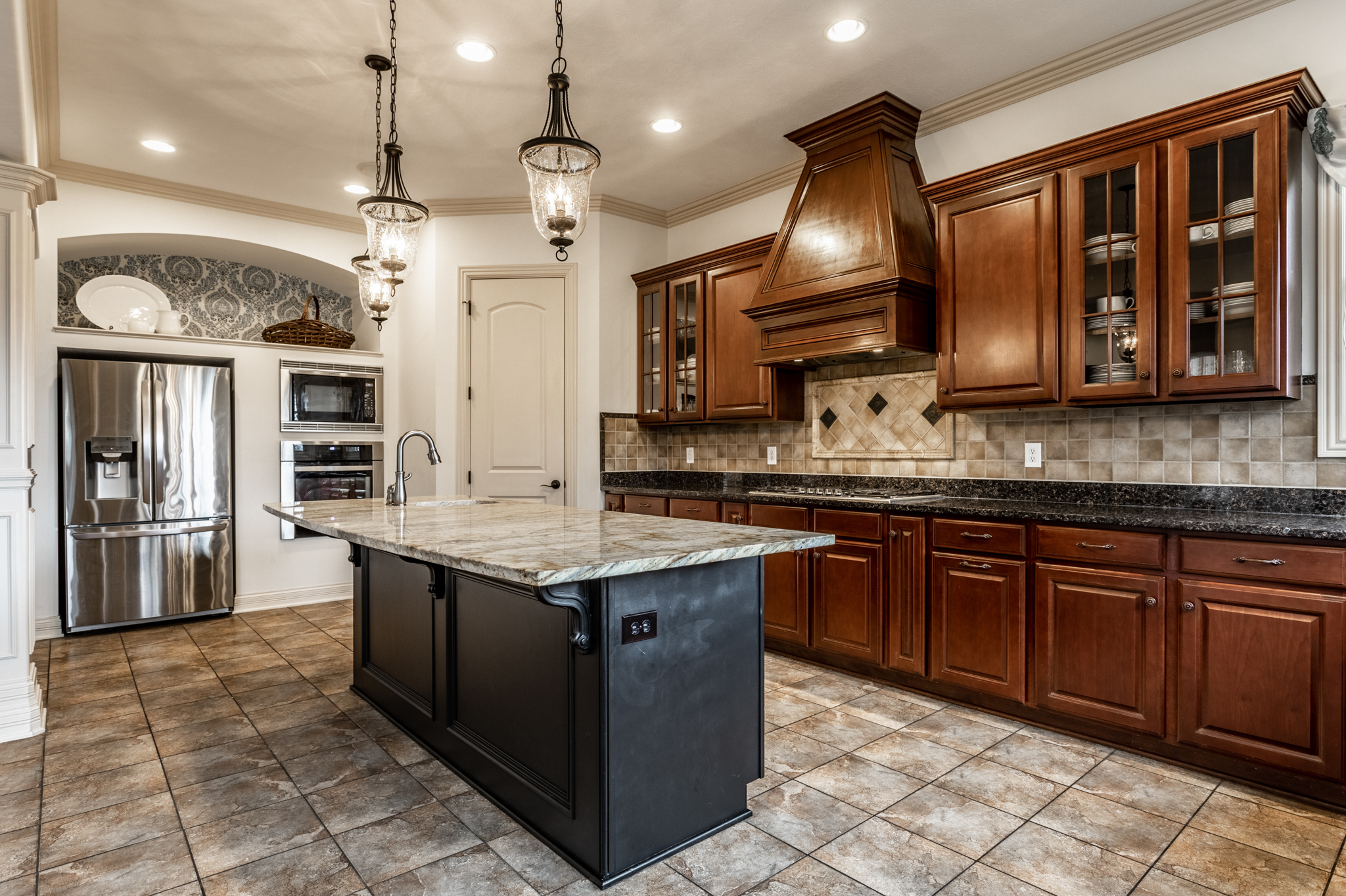 10469 Roxley Bend