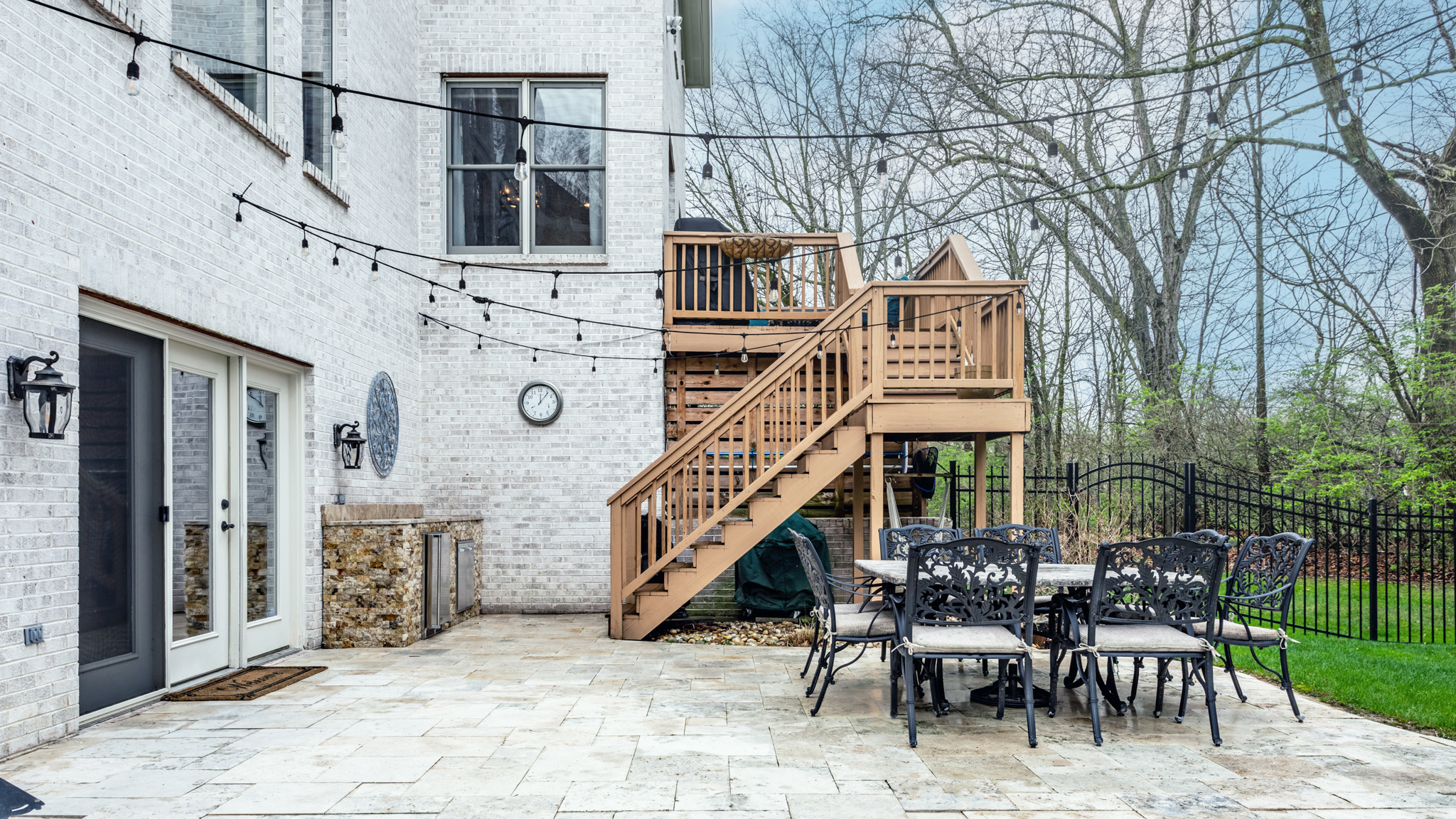 10469 Roxley Bend