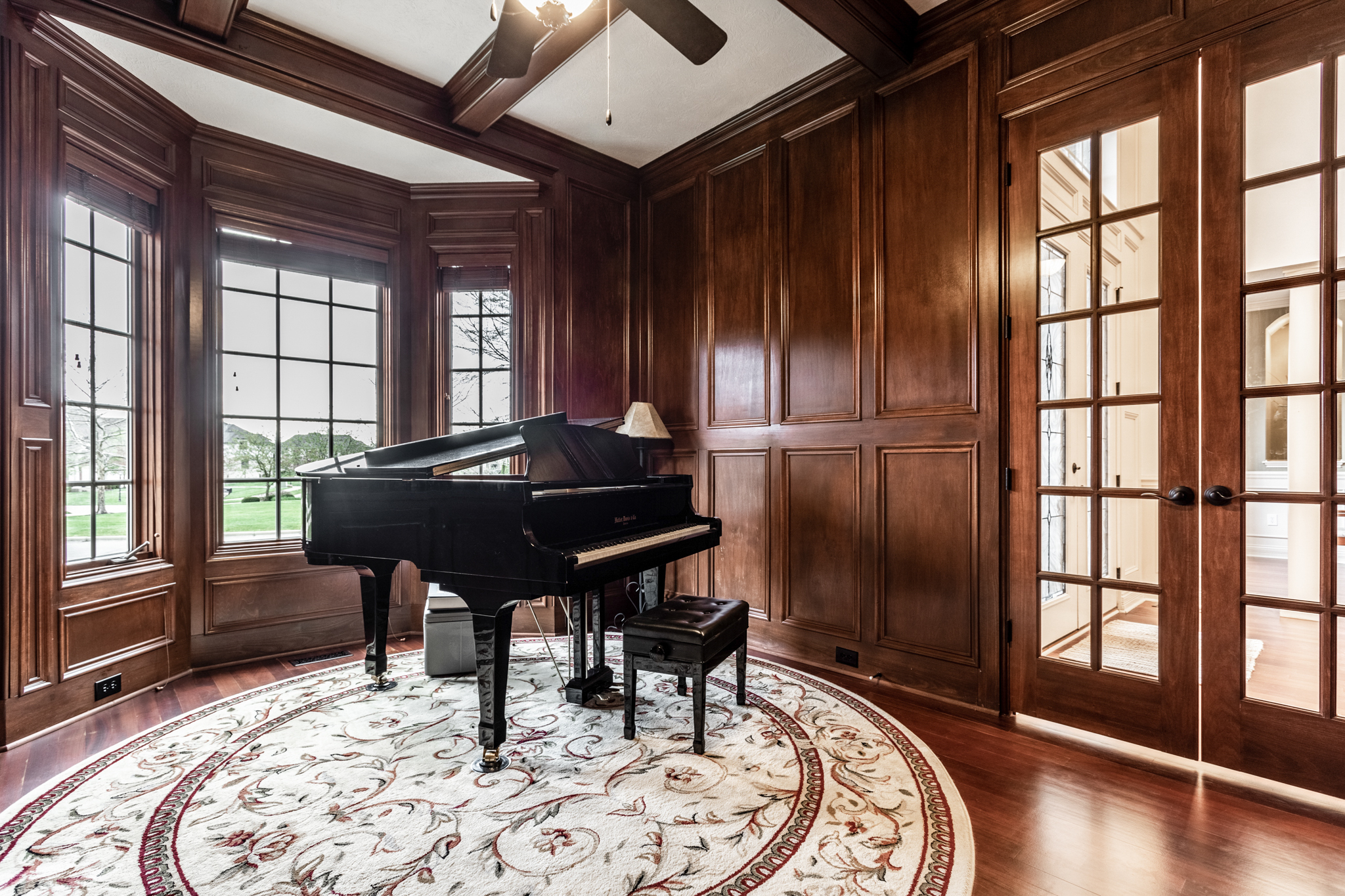 10469 Roxley Bend