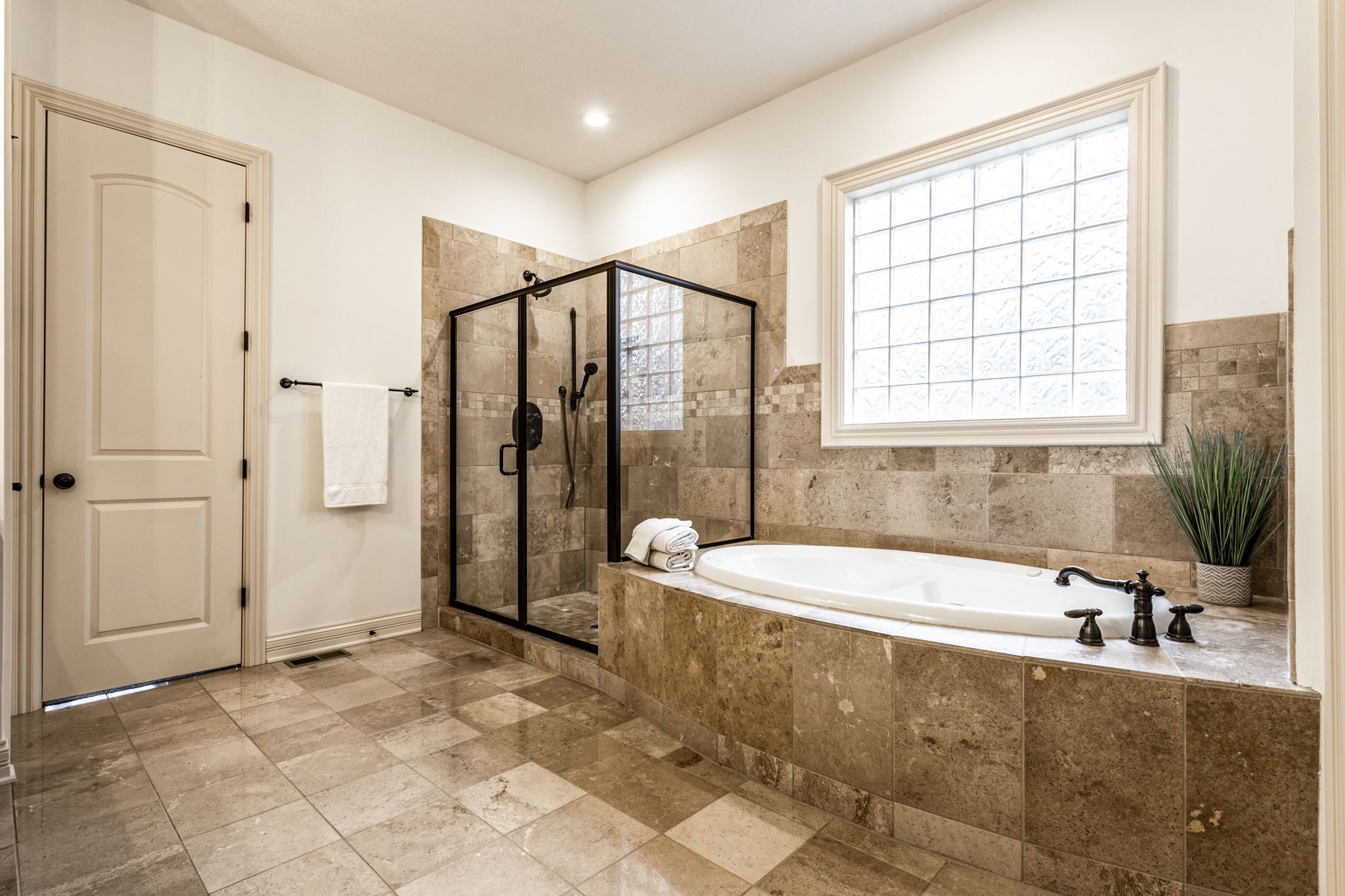 10469 Roxley Bend