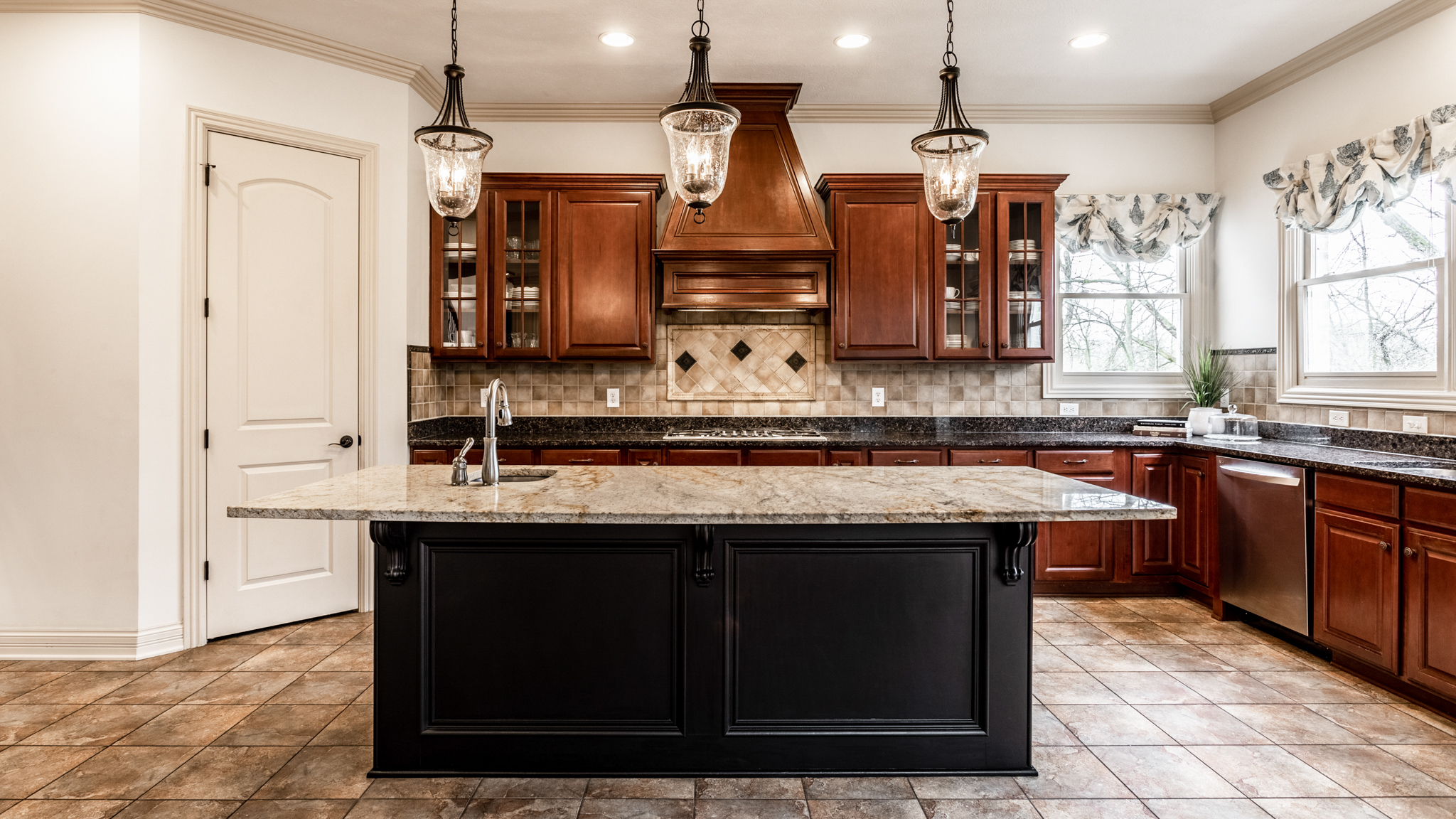 10469 Roxley Bend