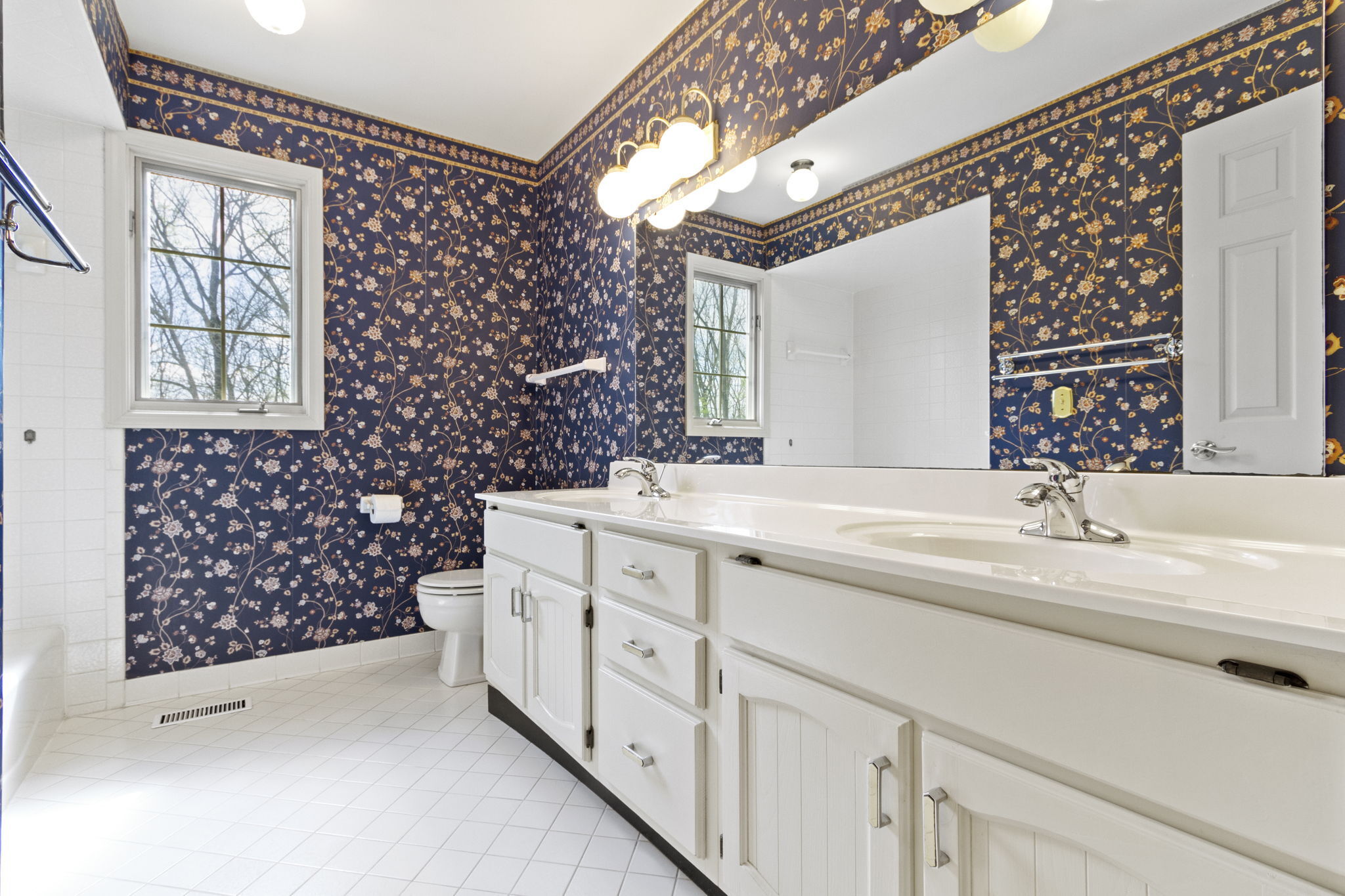 885 Sugarbush Ridge