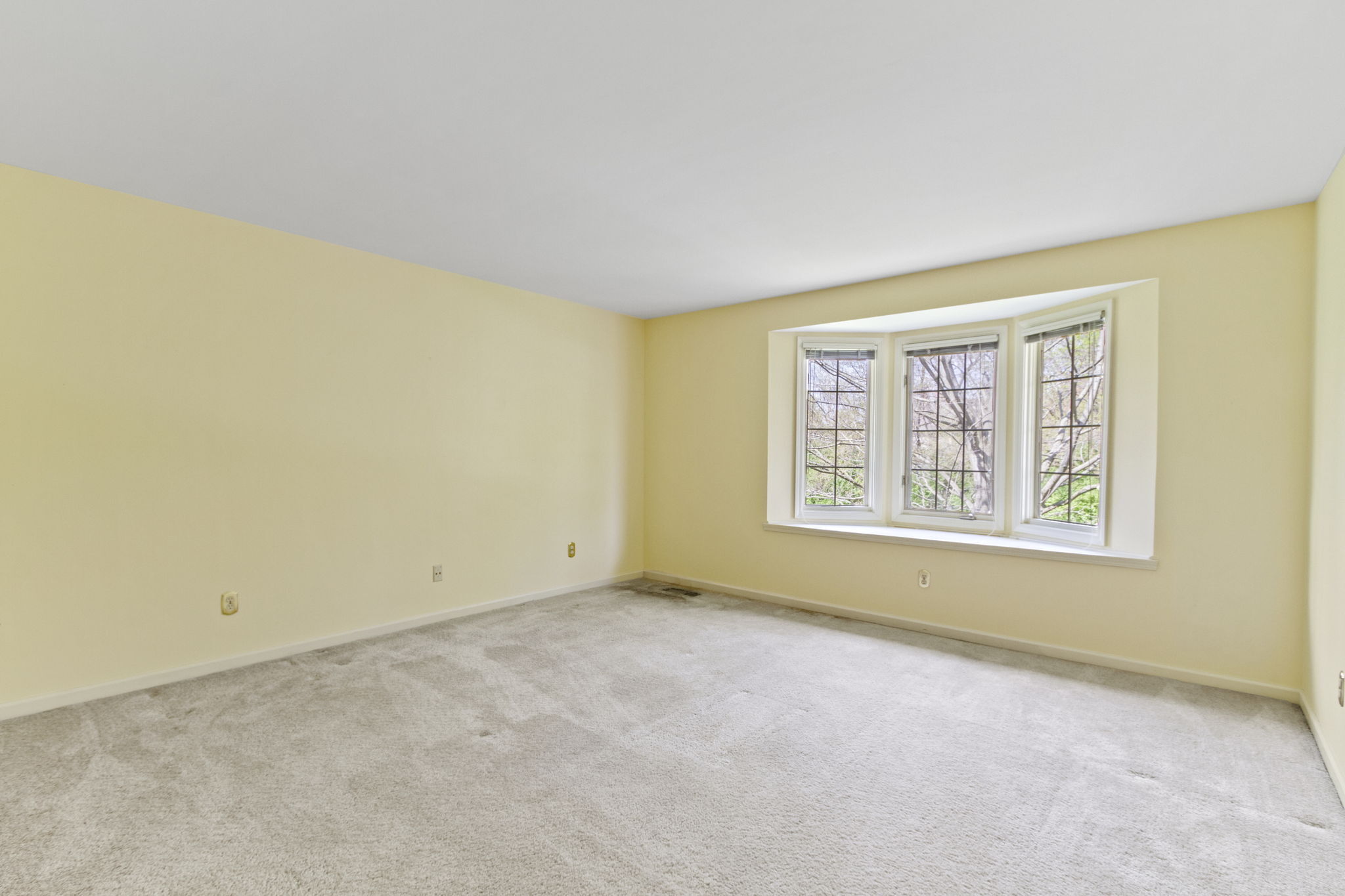 885 Sugarbush Ridge