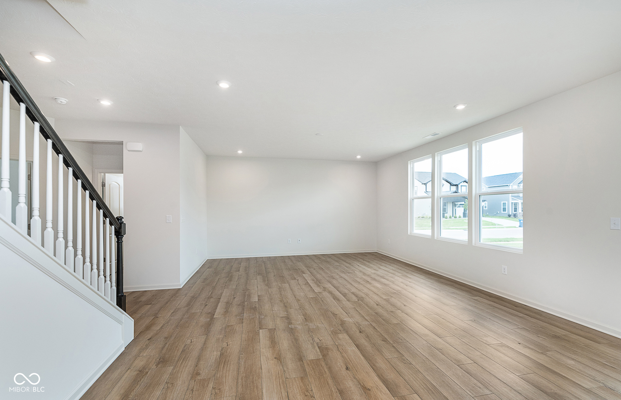 15220 Montfort Drive