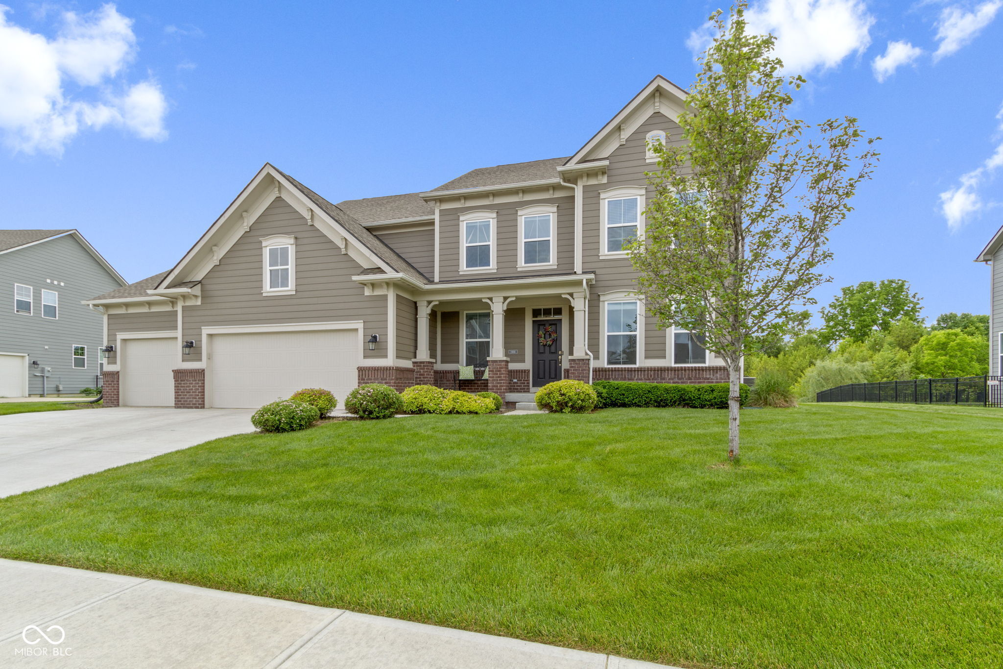 2466 Stonehaven Way