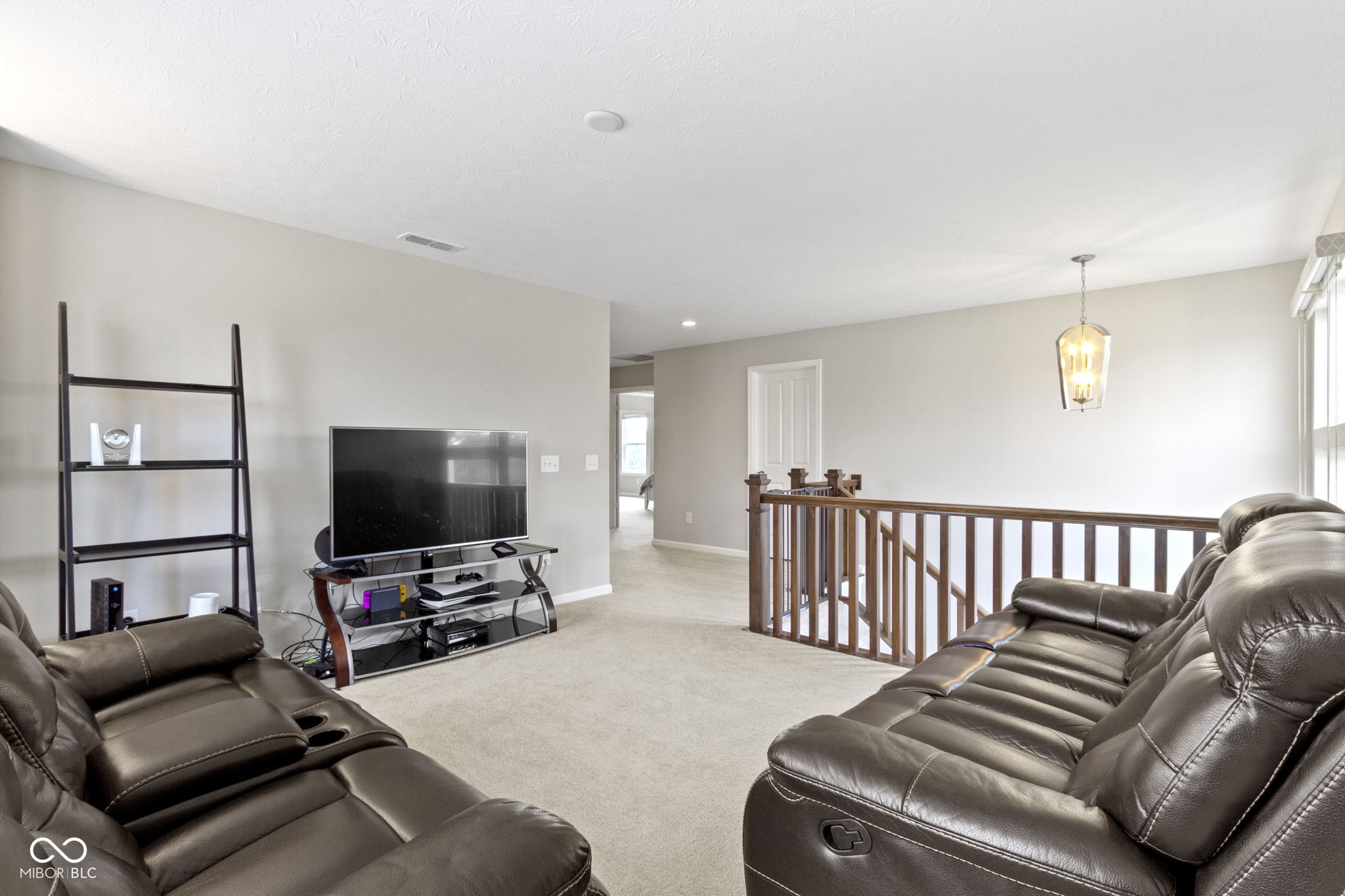 2466 Stonehaven Way