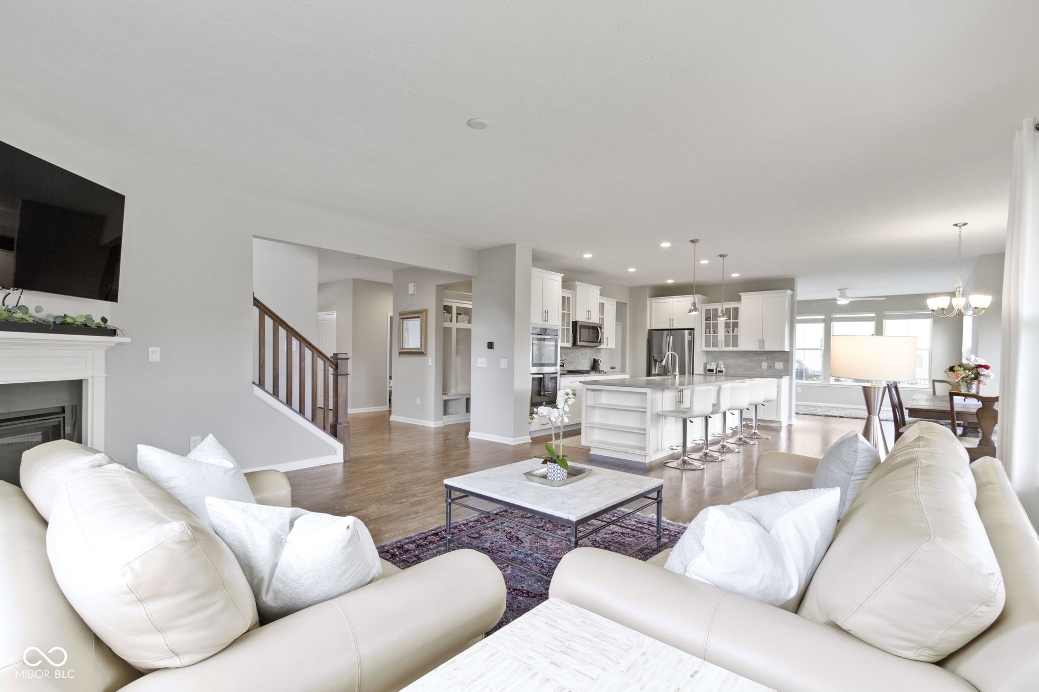 2466 Stonehaven Way