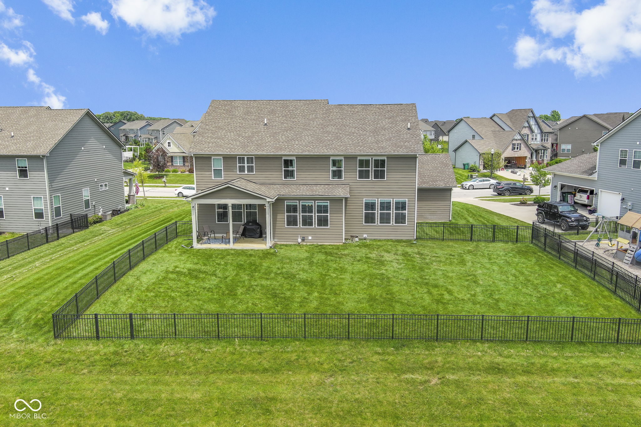 2466 Stonehaven Way