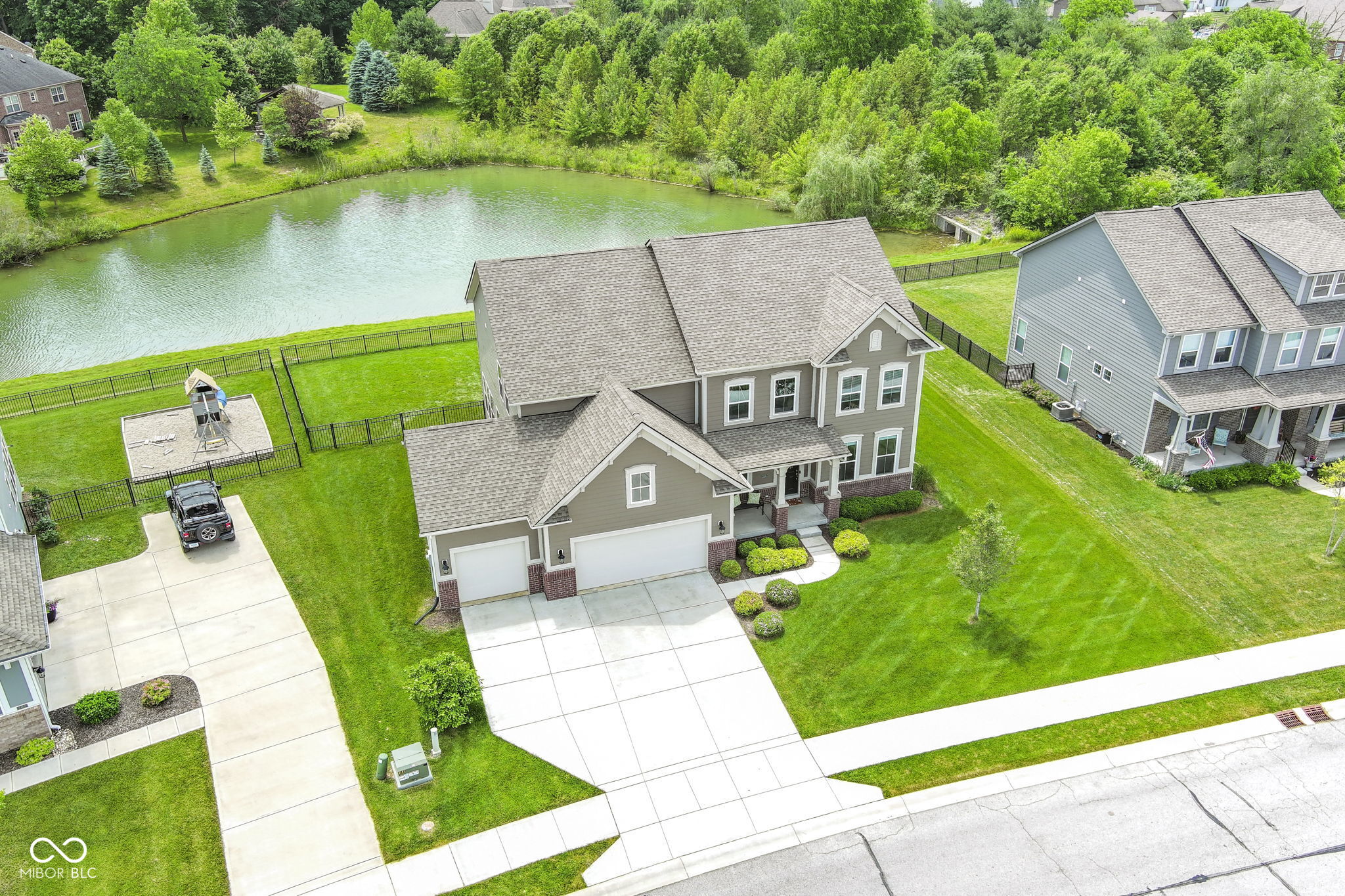 2466 Stonehaven Way