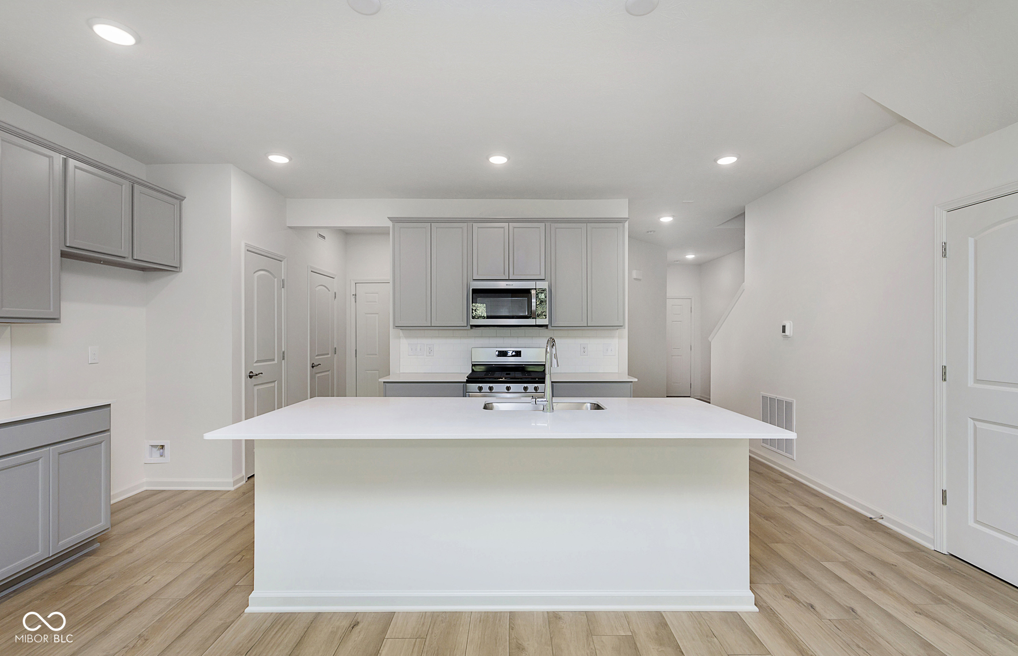 9672 Oleander Drive