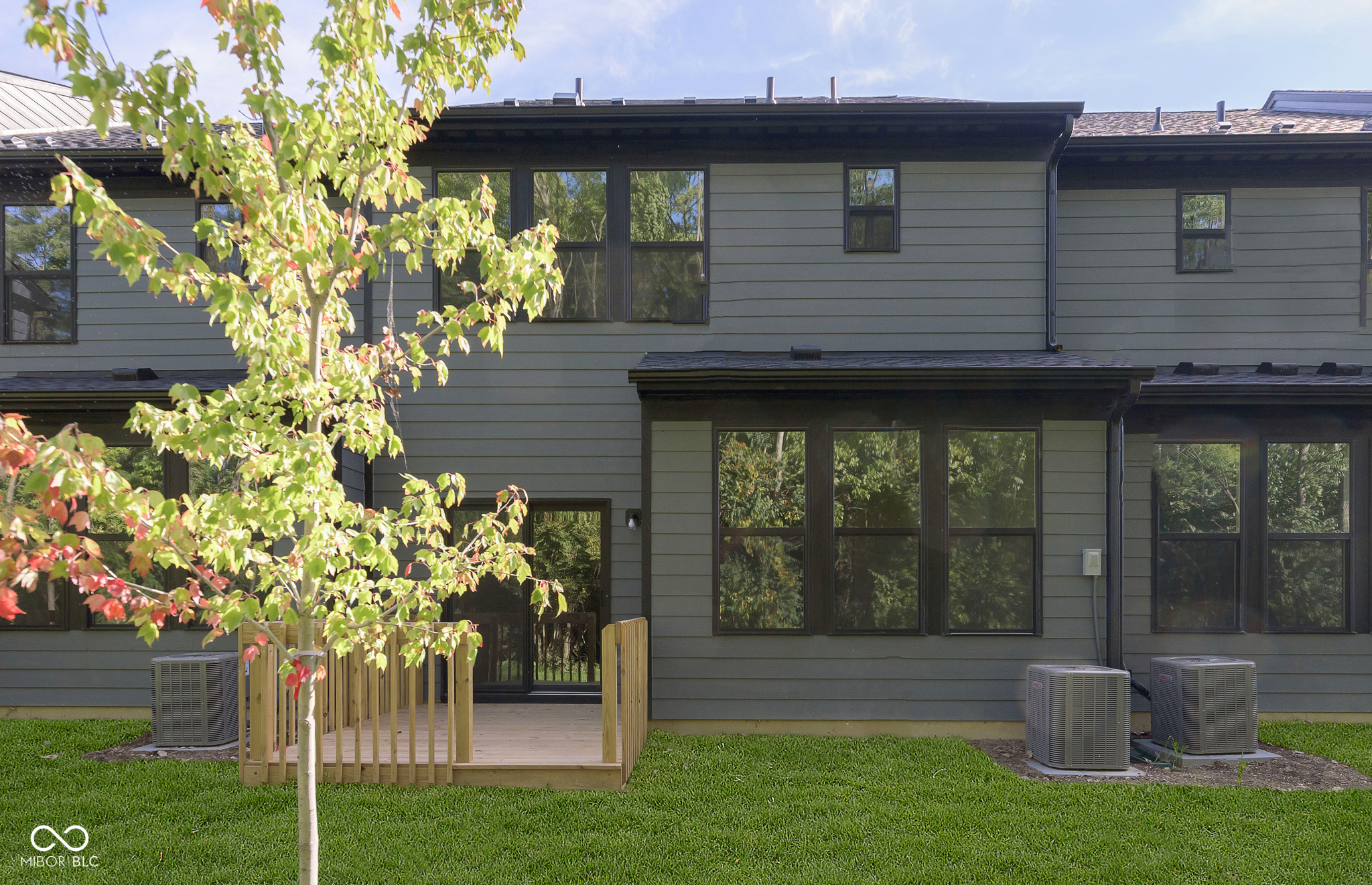 9672 Oleander Drive