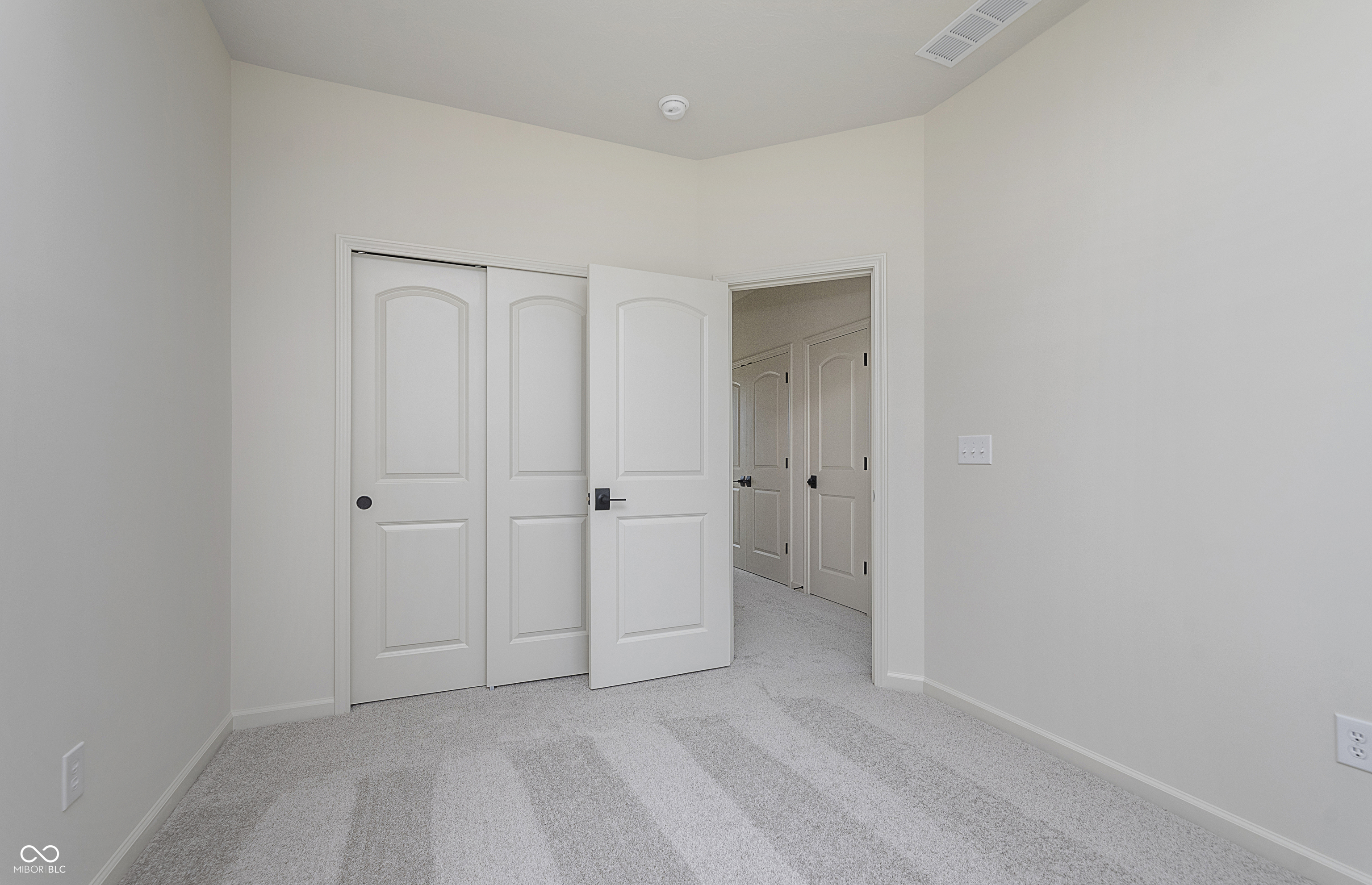 1890 Blenker Drive
