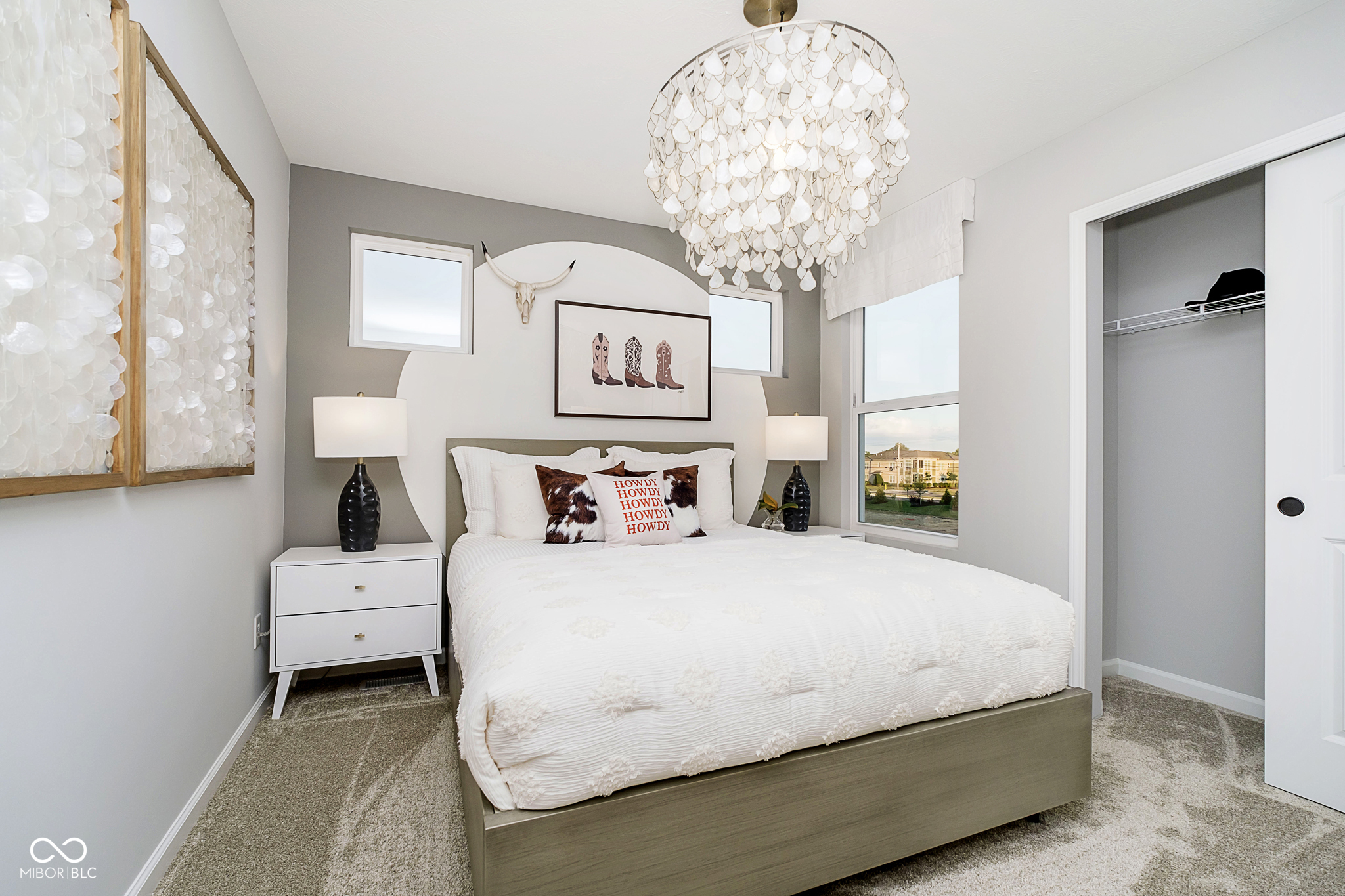 7273 Shroyer Way