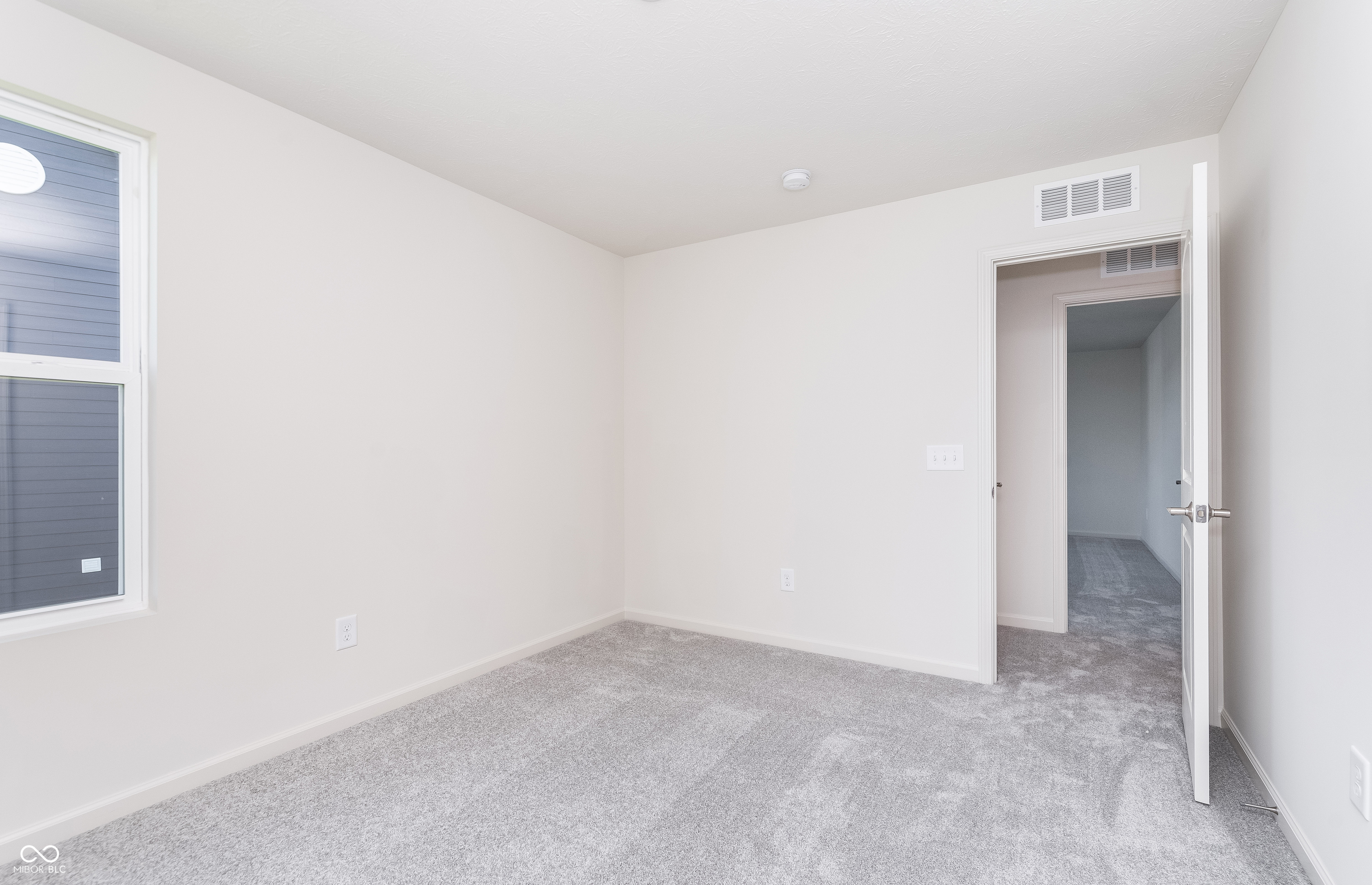 6886 Jacone Drive