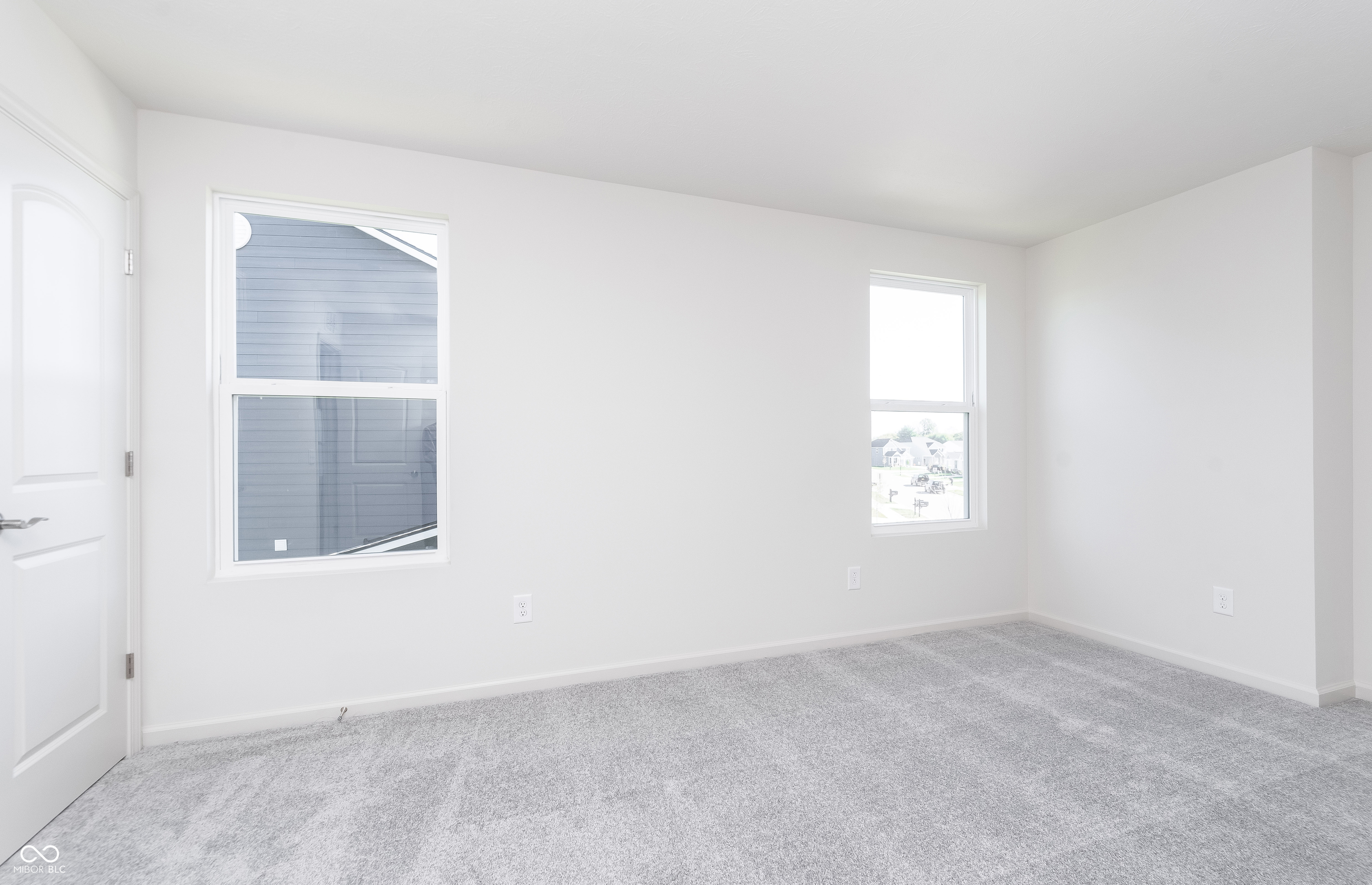 6886 Jacone Drive
