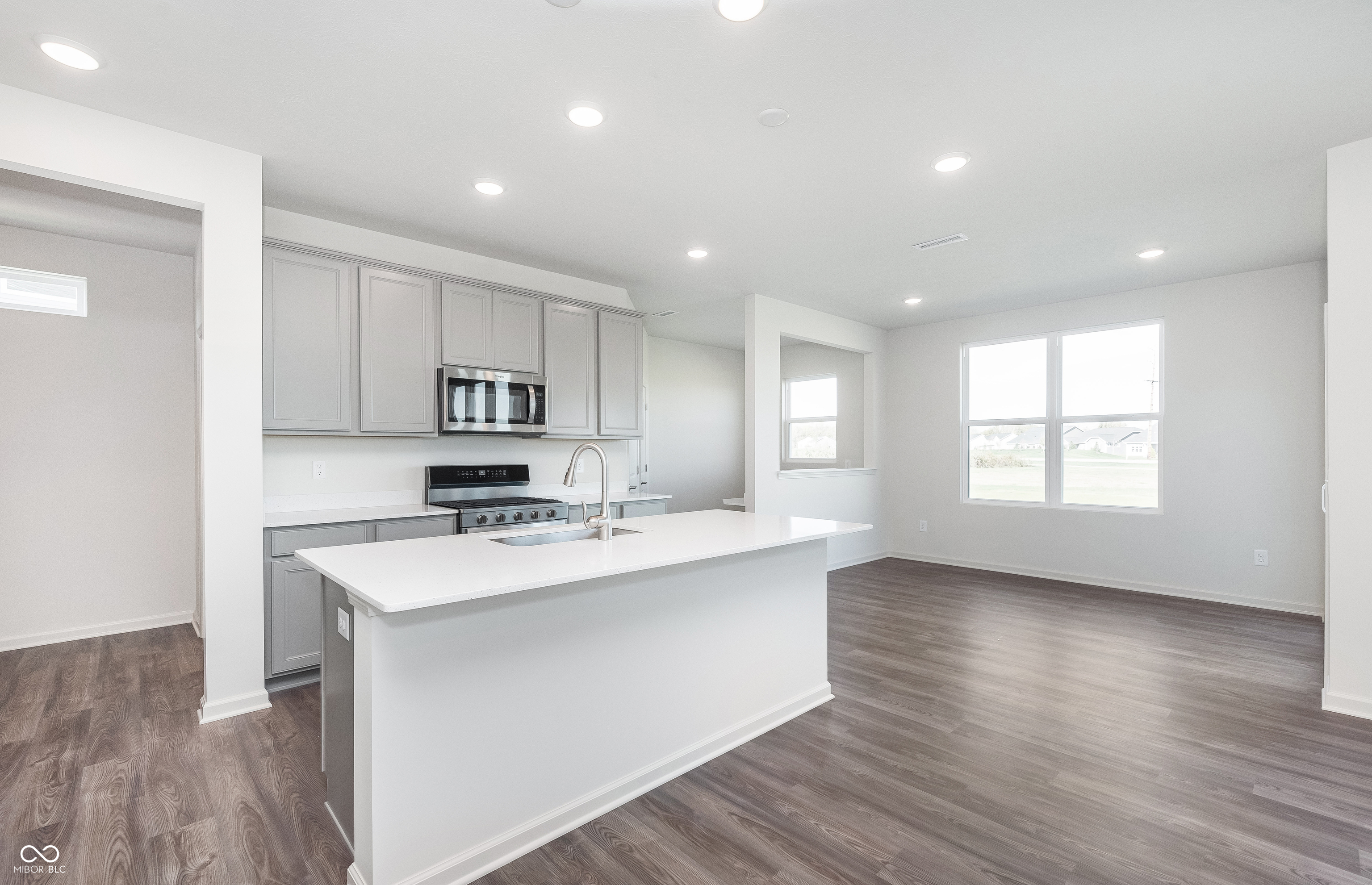 6886 Jacone Drive