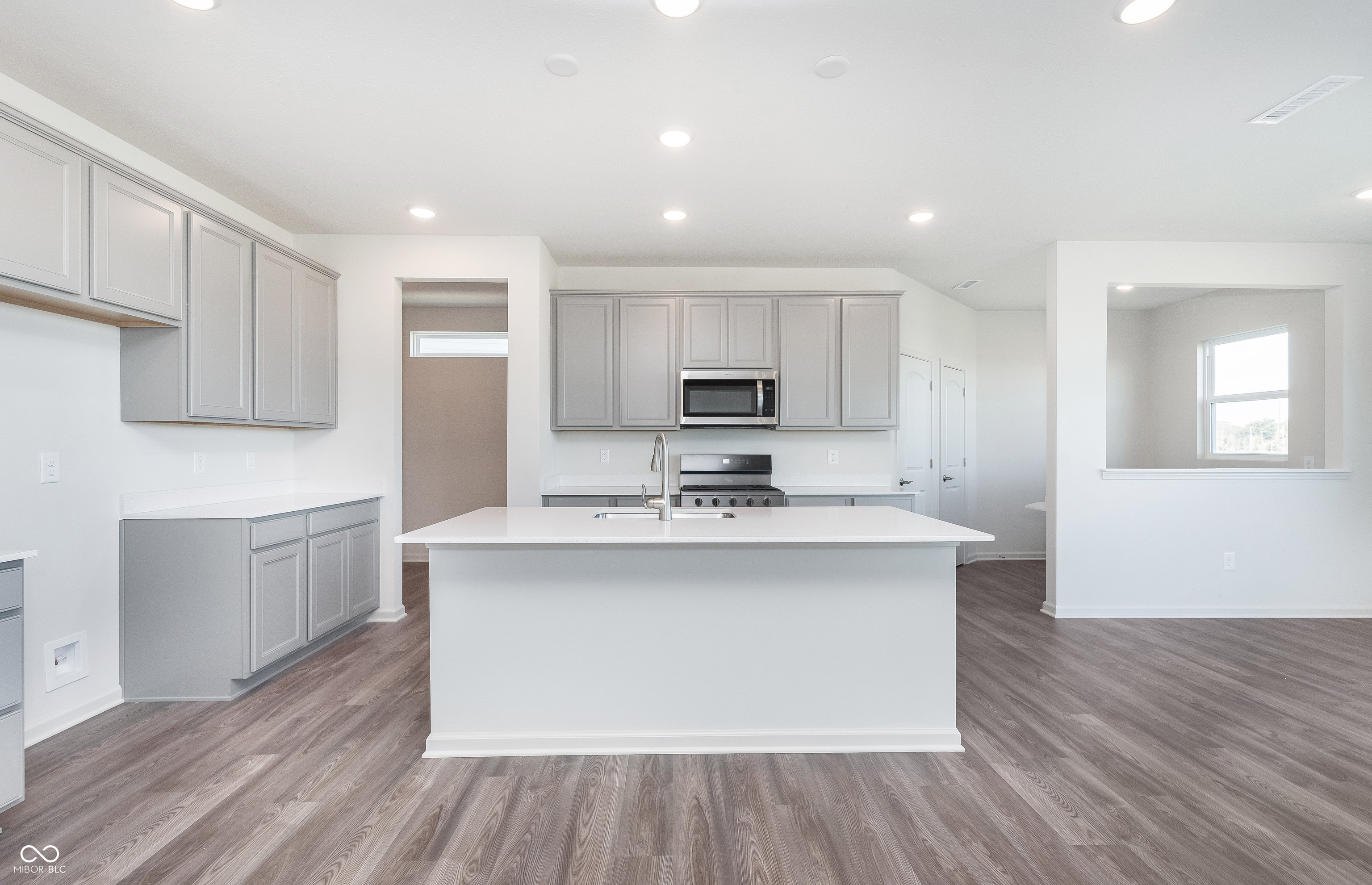 6886 Jacone Drive