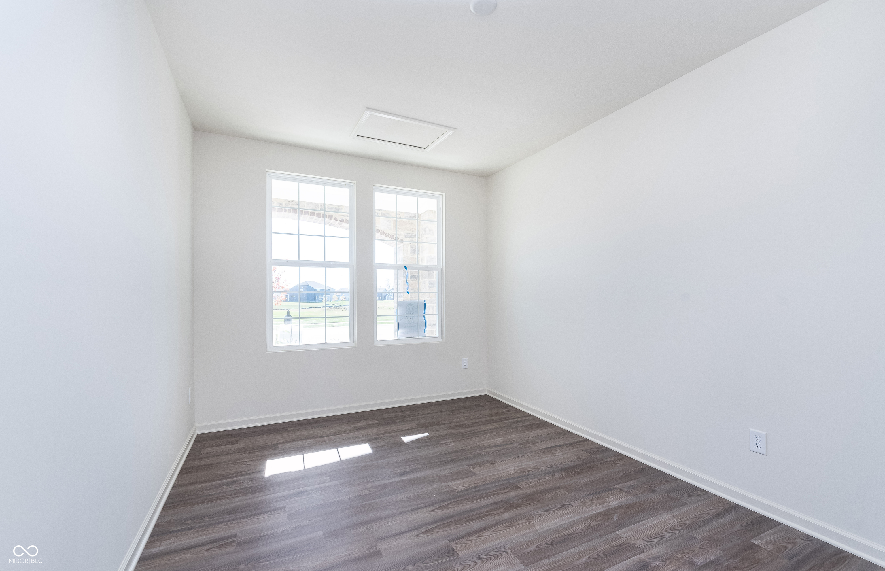 6886 Jacone Drive