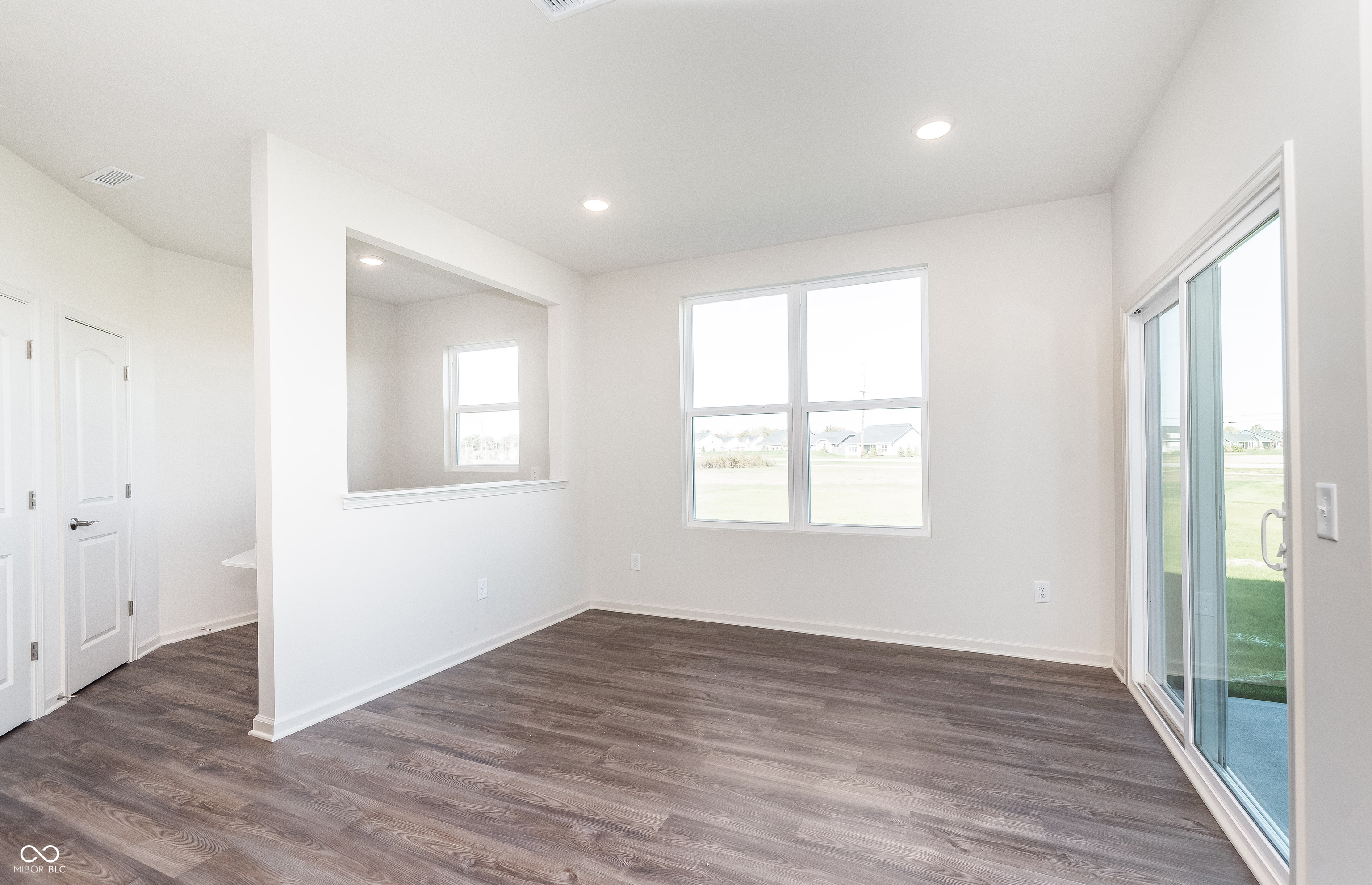 6886 Jacone Drive