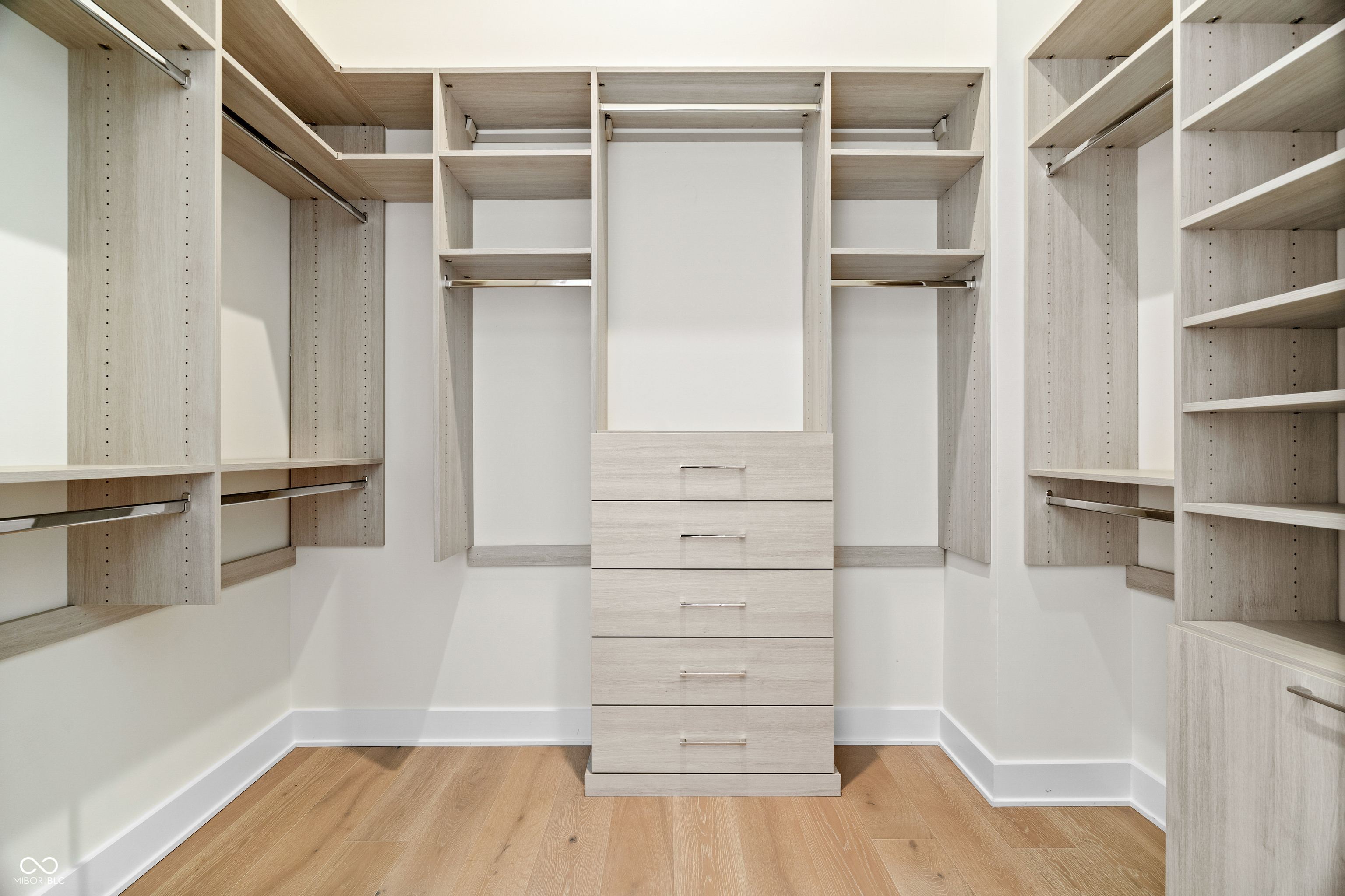 41 N Rangeline Road Unit: Unit 7