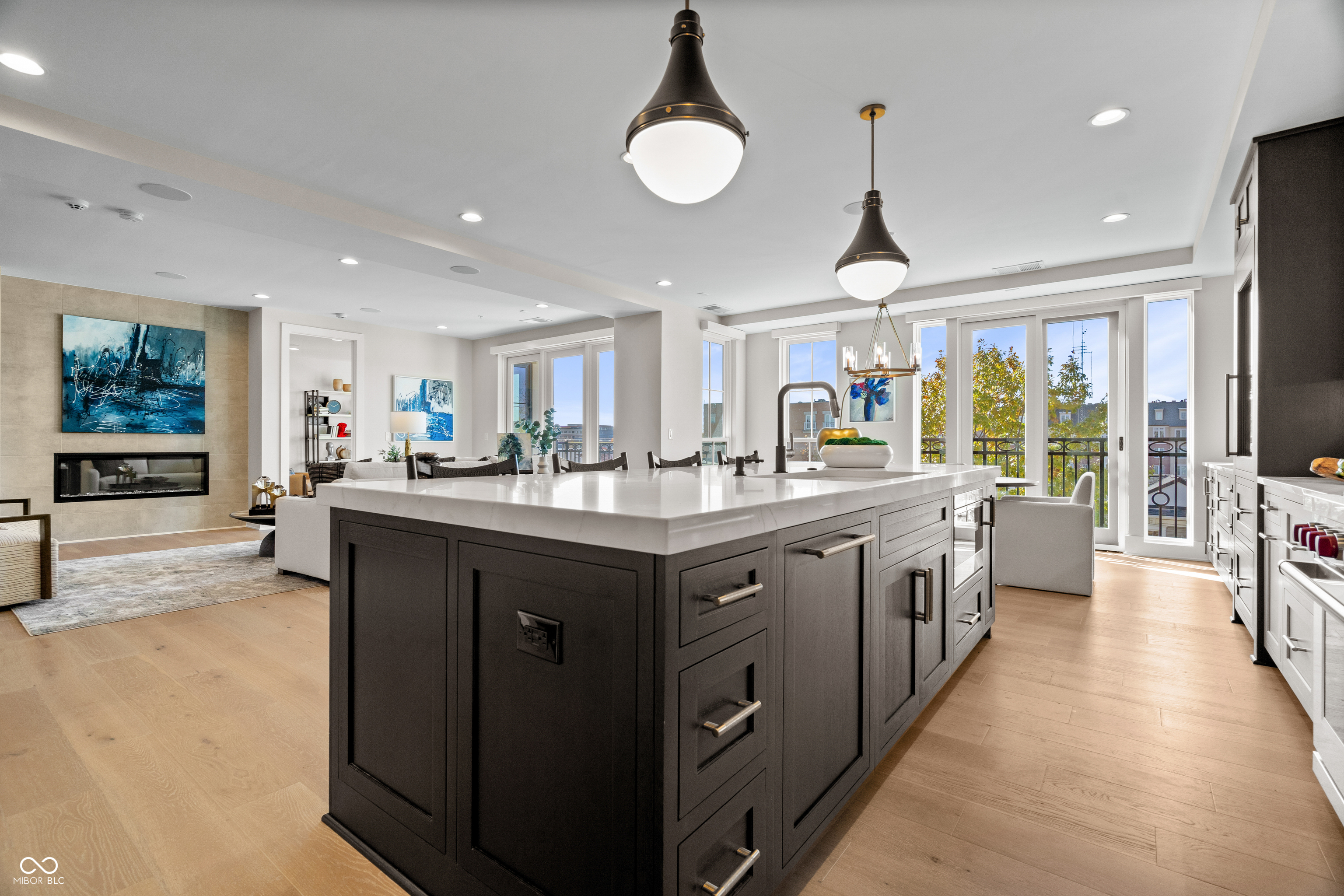 41 N Rangeline Road Unit: Unit 7