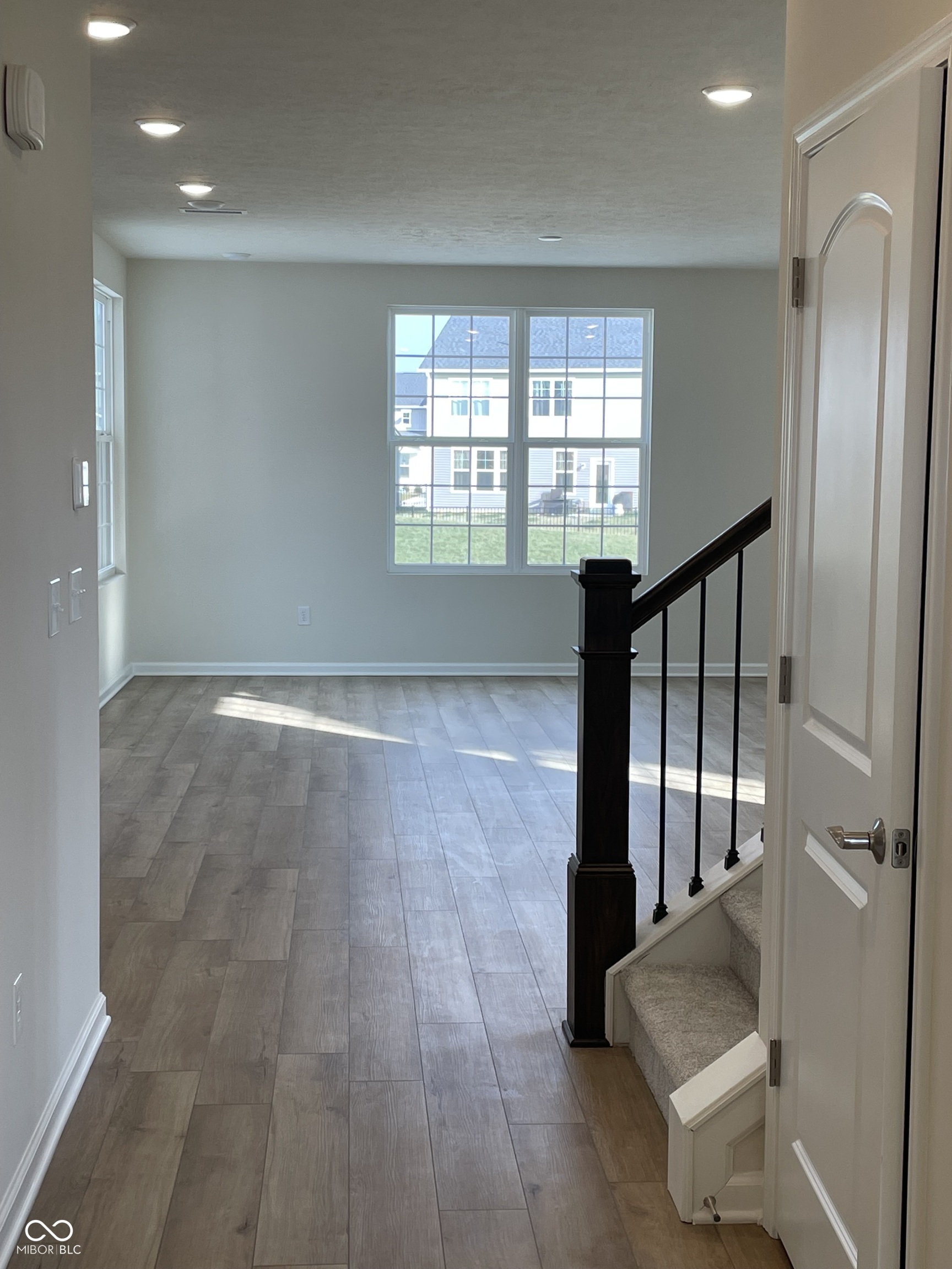 6862 Bridle Oaks Court