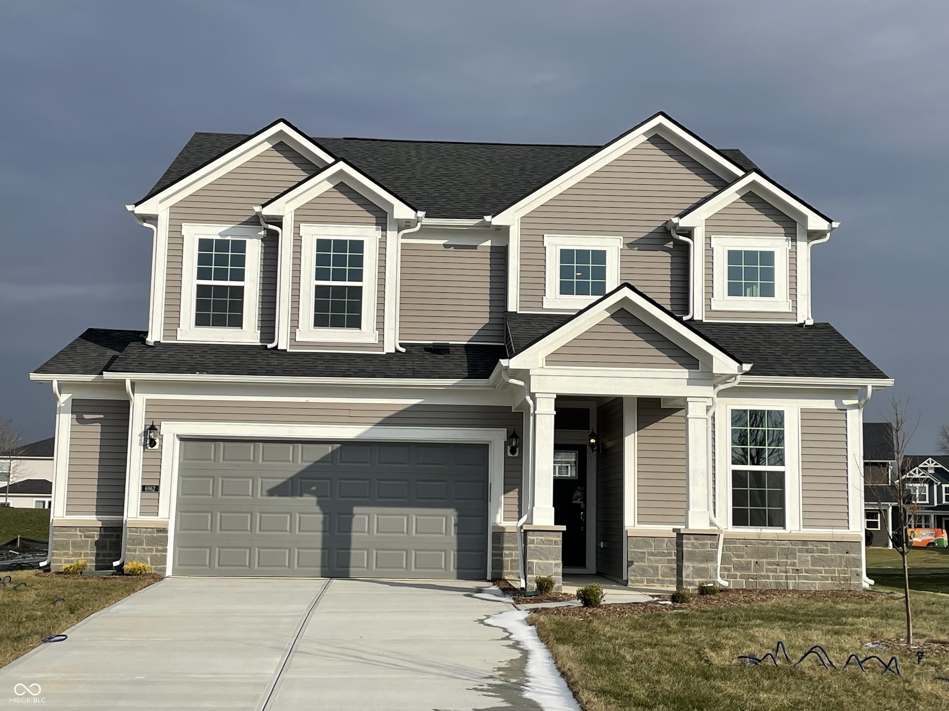 6862 Bridle Oaks Court
