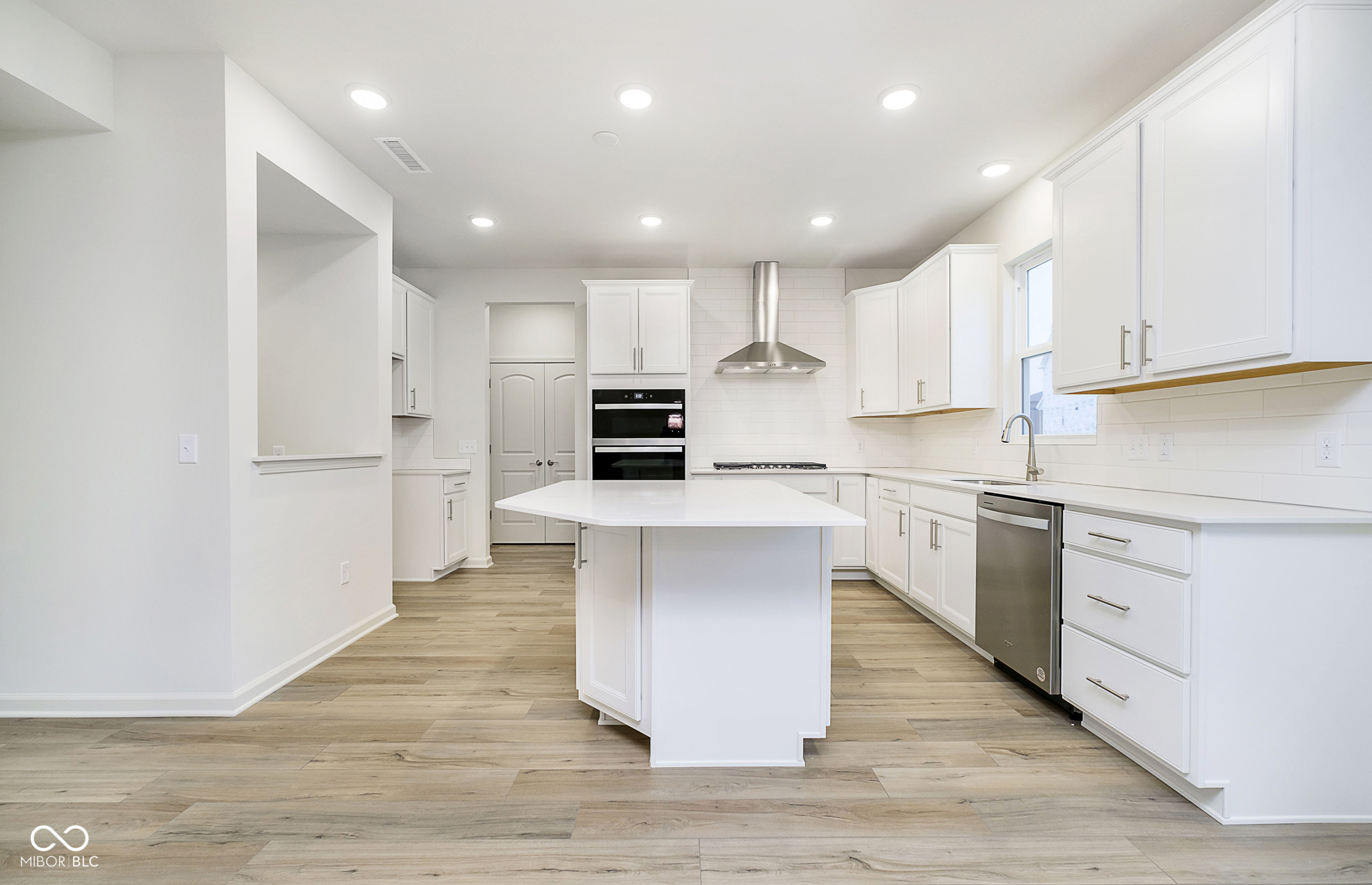 6314 Stoneside Drive