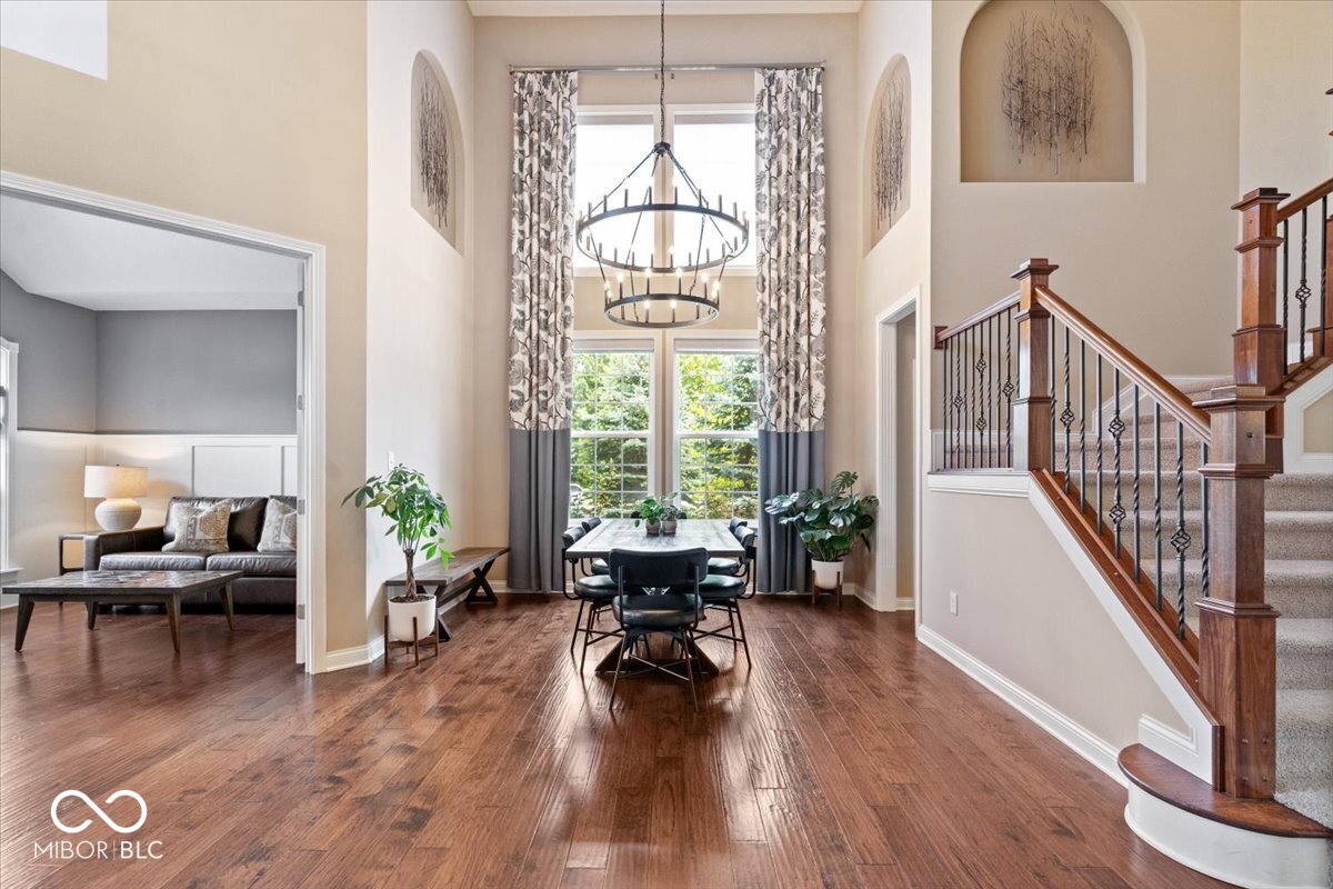2705 April Springs View