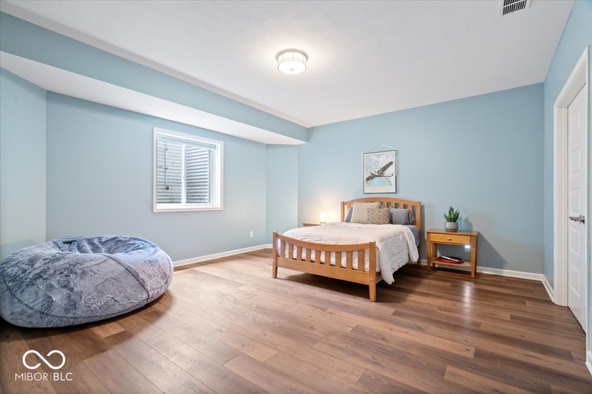 2705 April Springs View