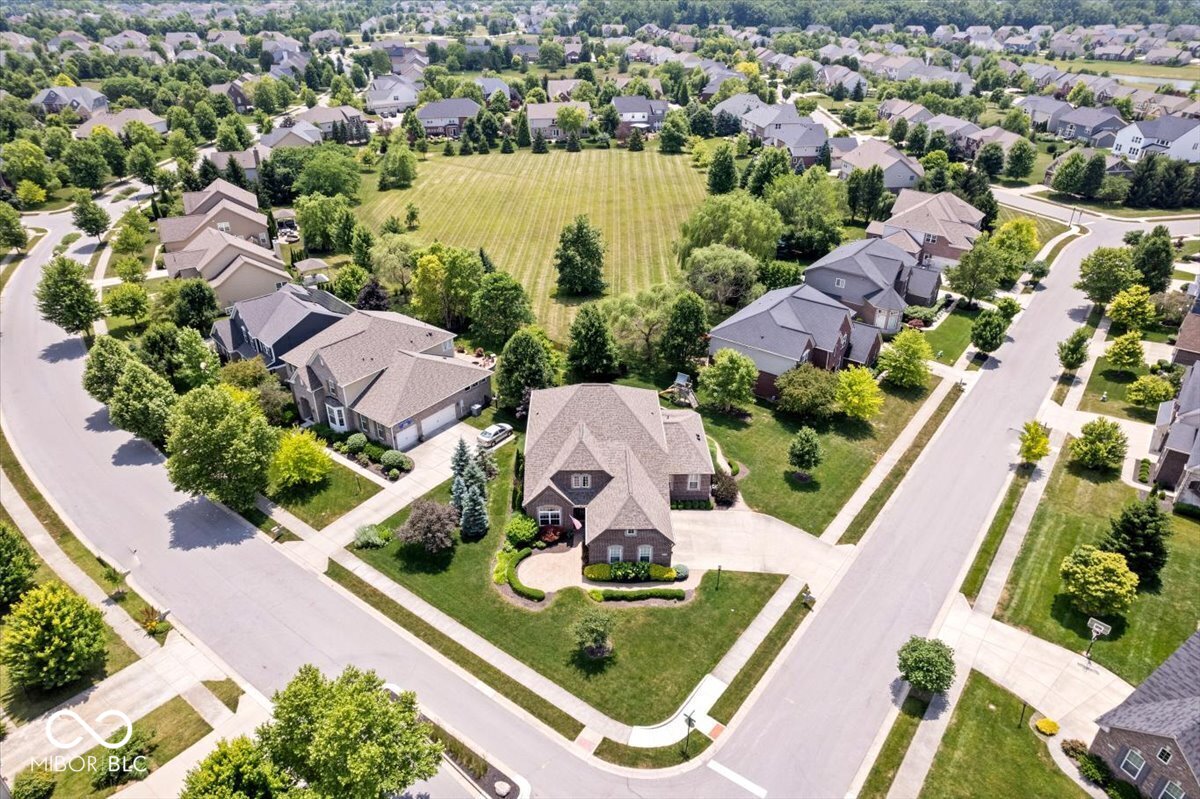 2705 April Springs View
