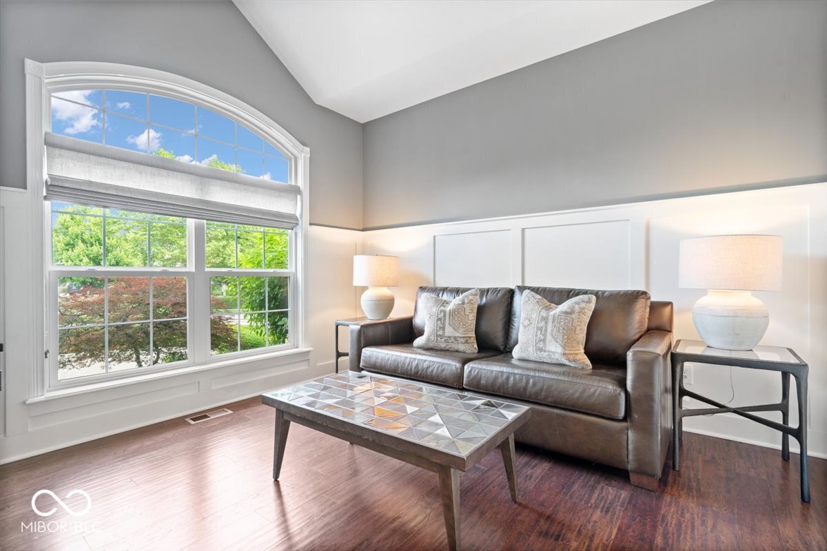 2705 April Springs View