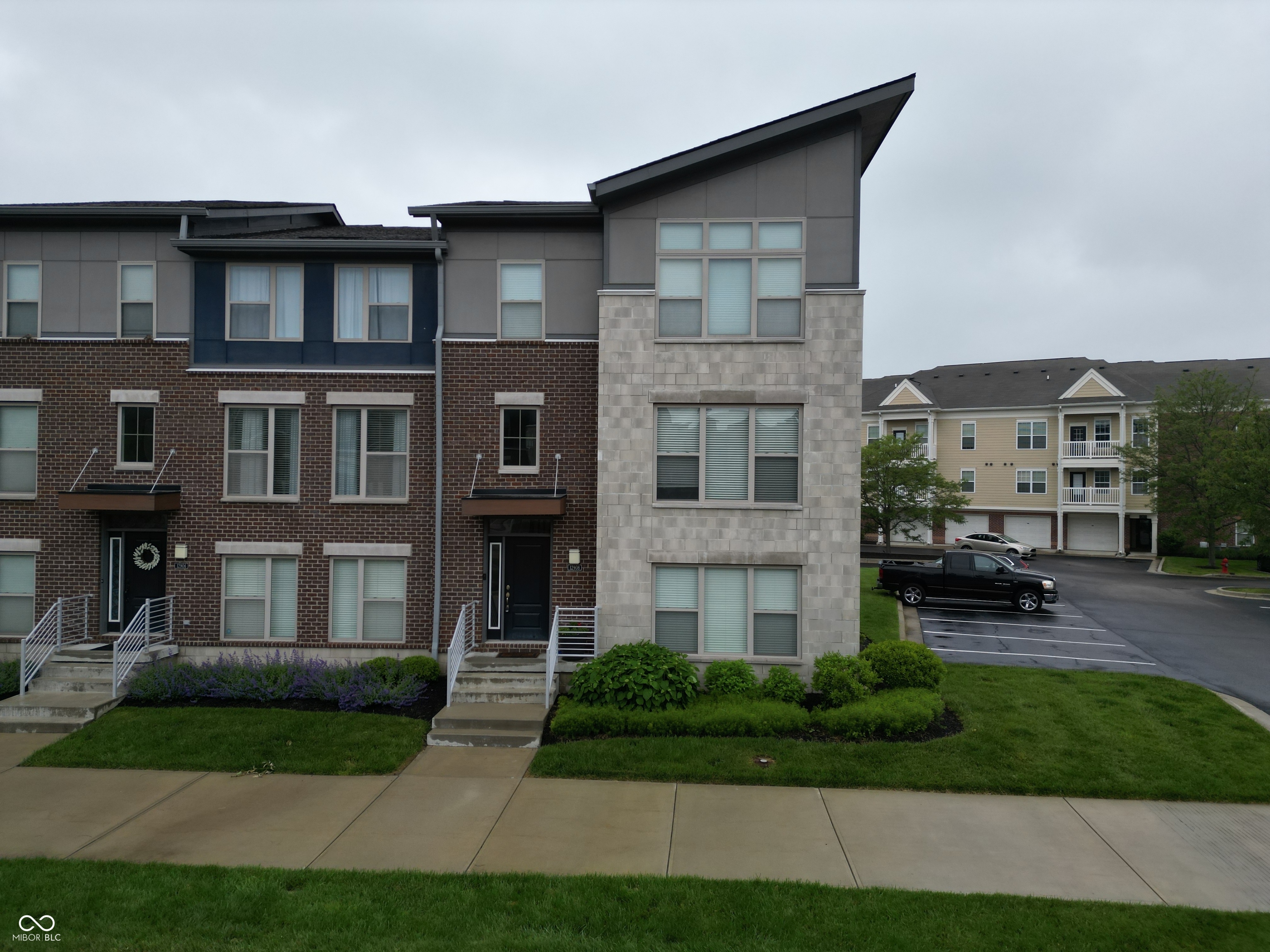 12908 Grand Boulevard