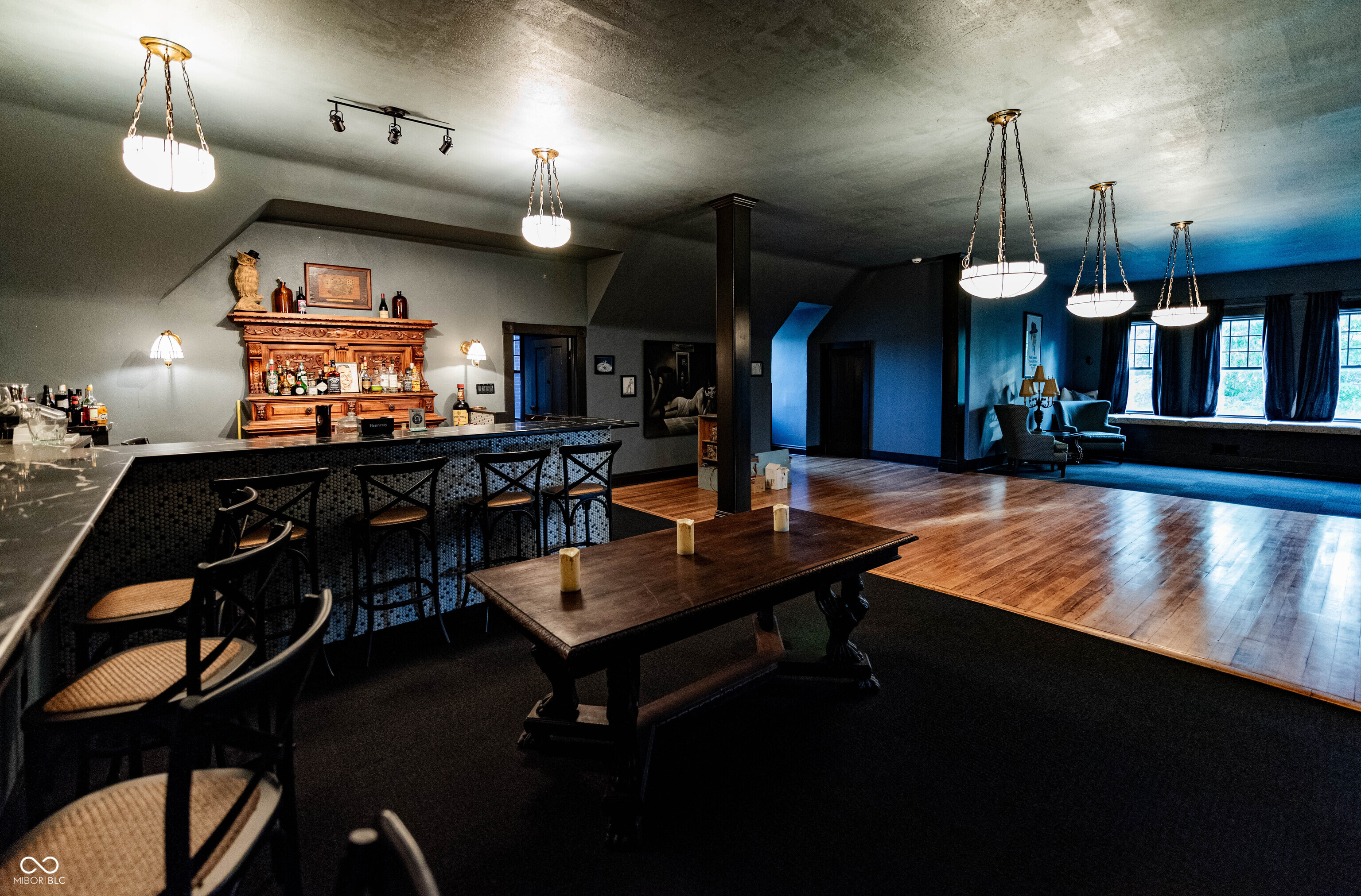 825 E Washington Street