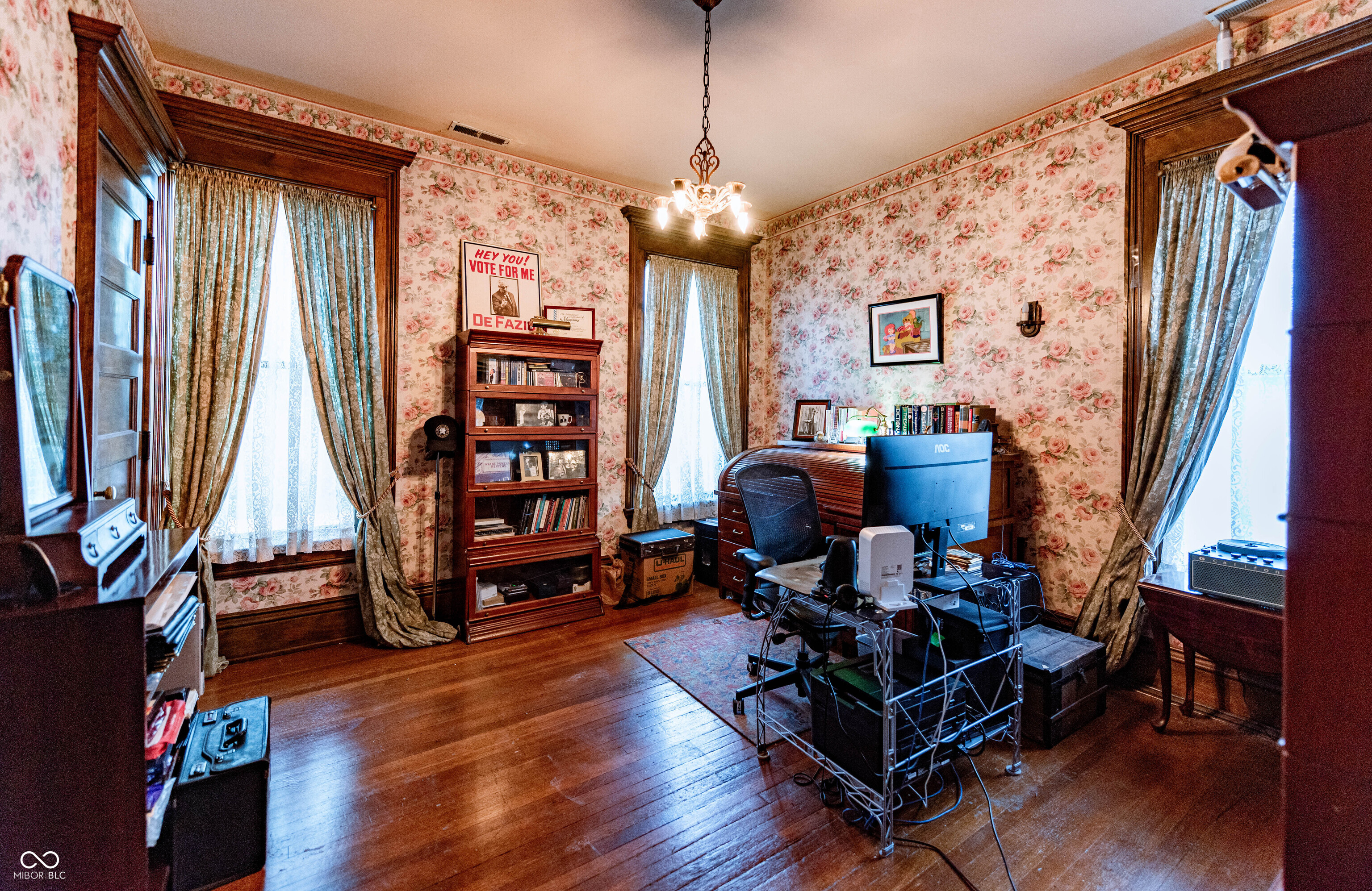 825 E Washington Street