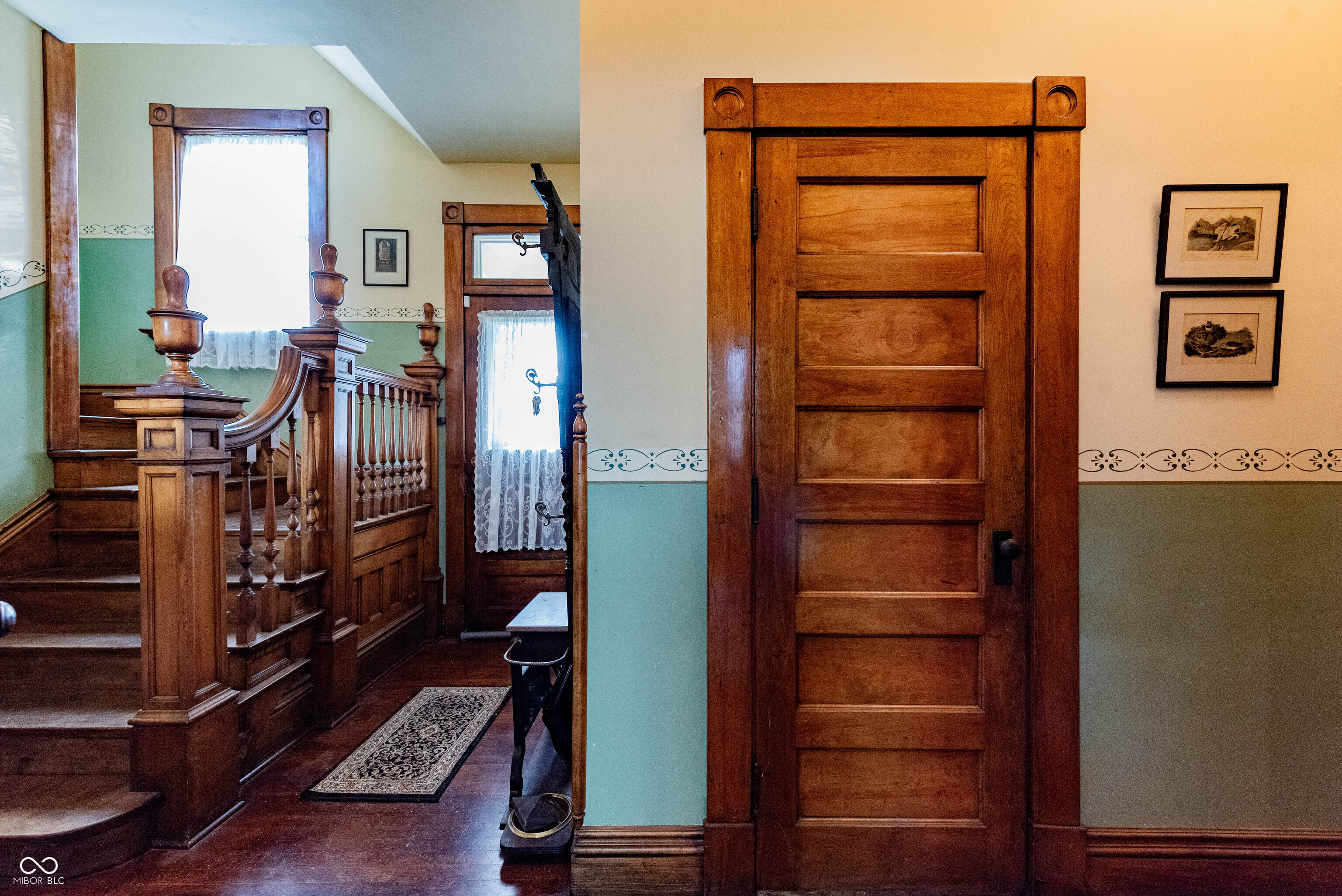 825 E Washington Street