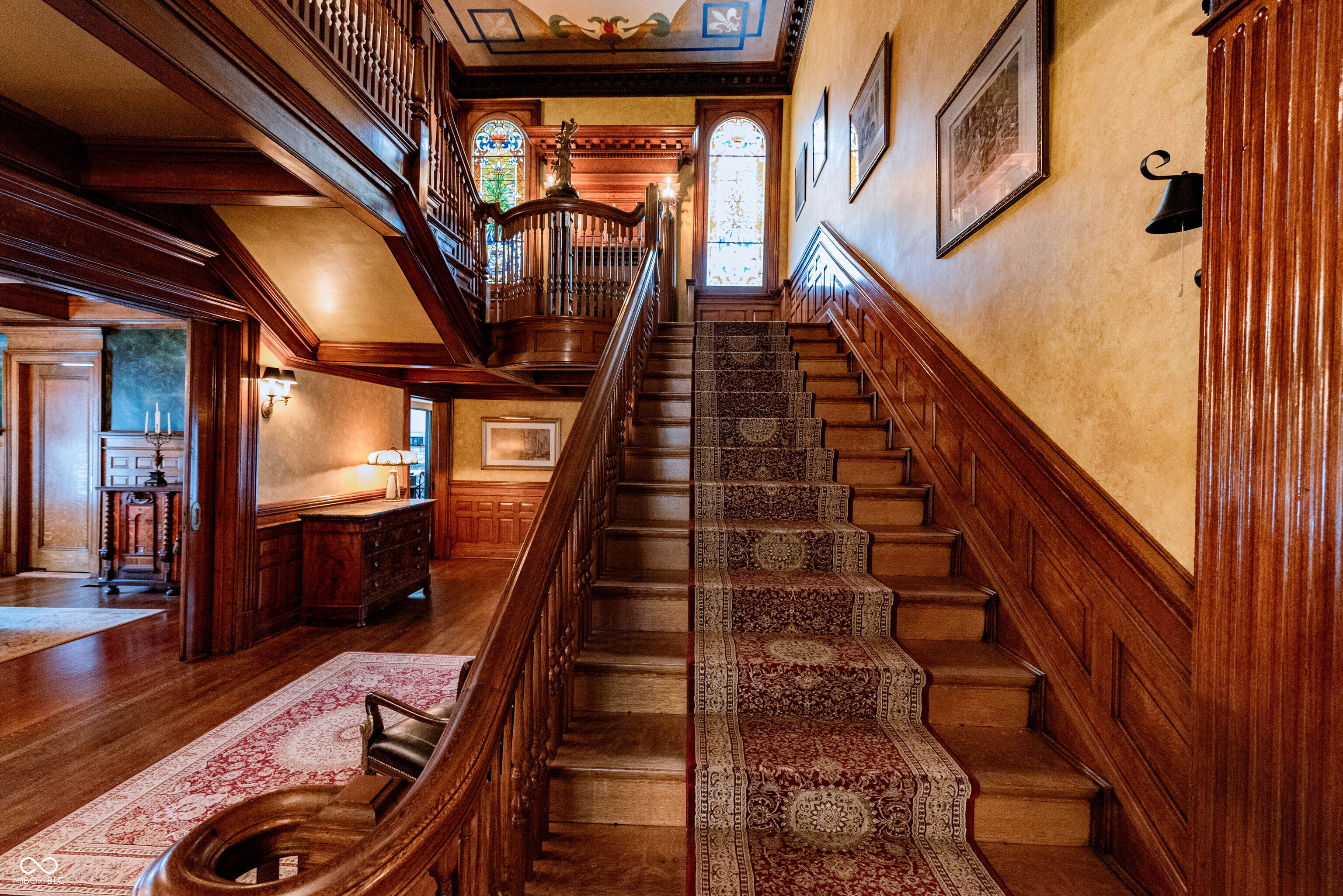 825 E Washington Street