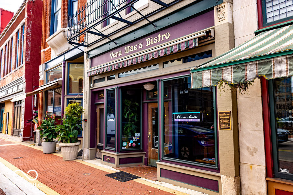 825 E Washington Street