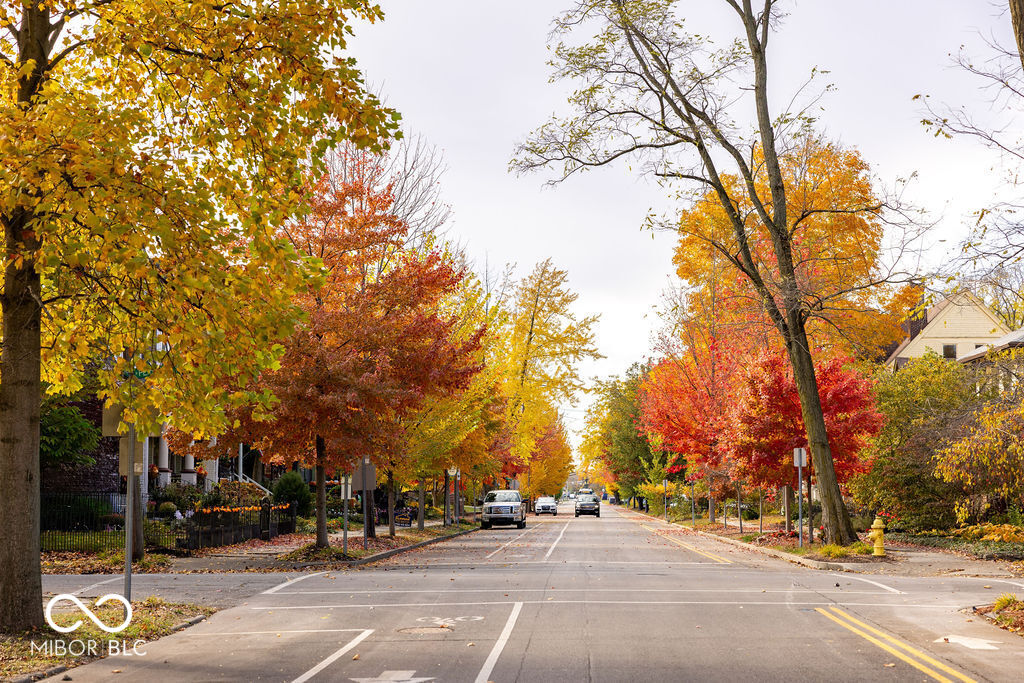 825 E Washington Street