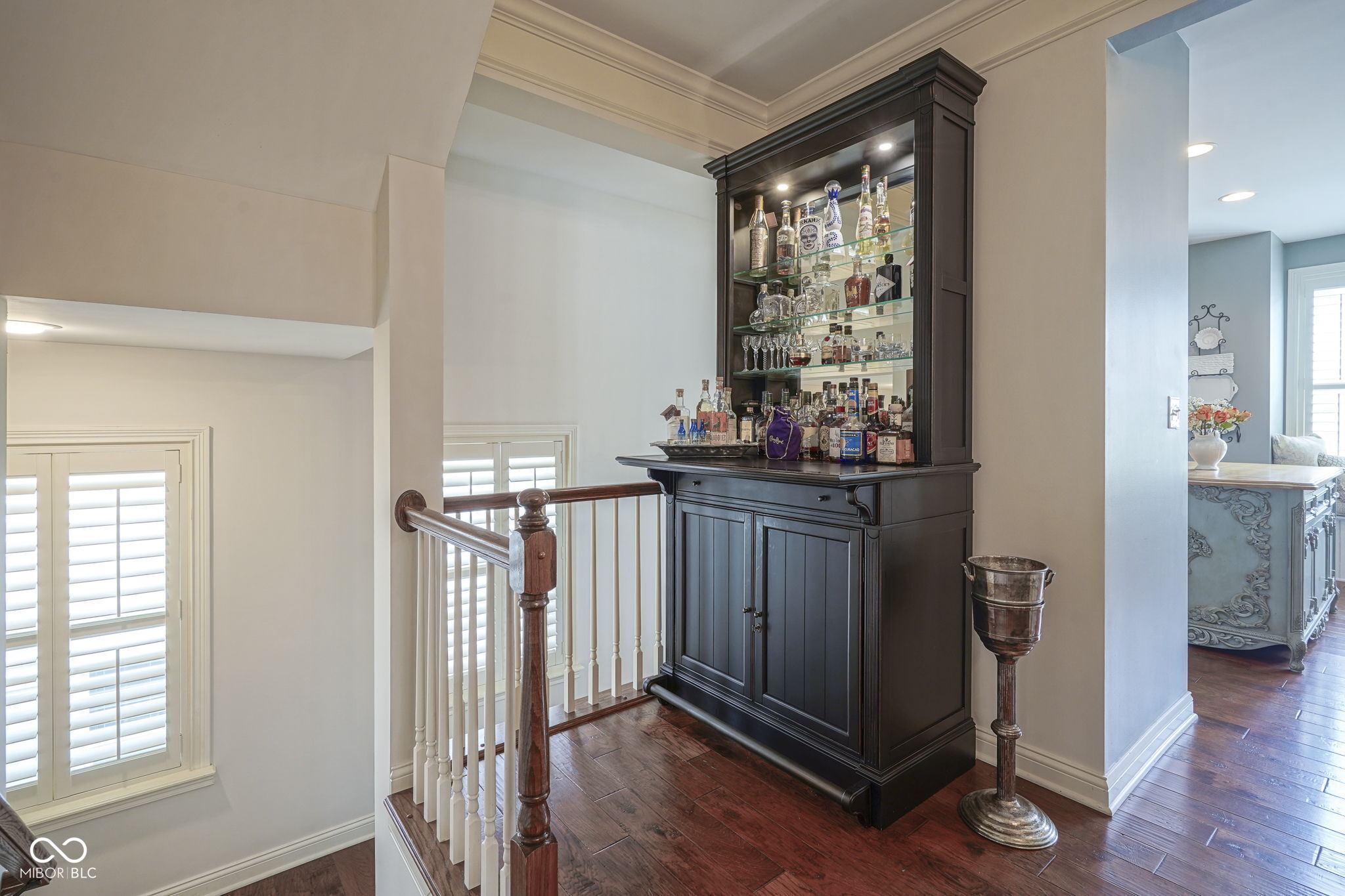 692 Greenford Trail N